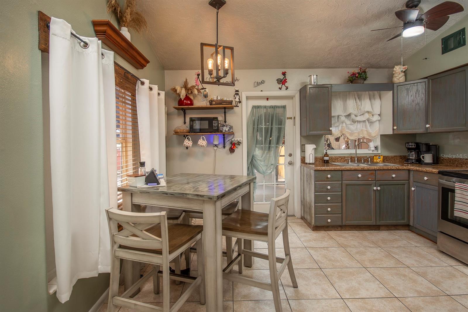 2206 25TH AVE W, BRADENTON, FL, 34205