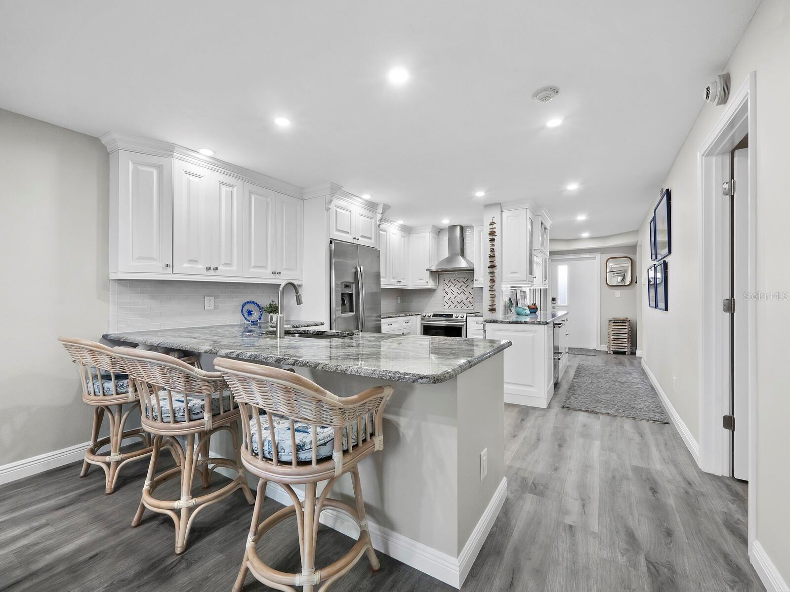 5780 MIDNIGHT PASS RD #609, SARASOTA, FL, 34242