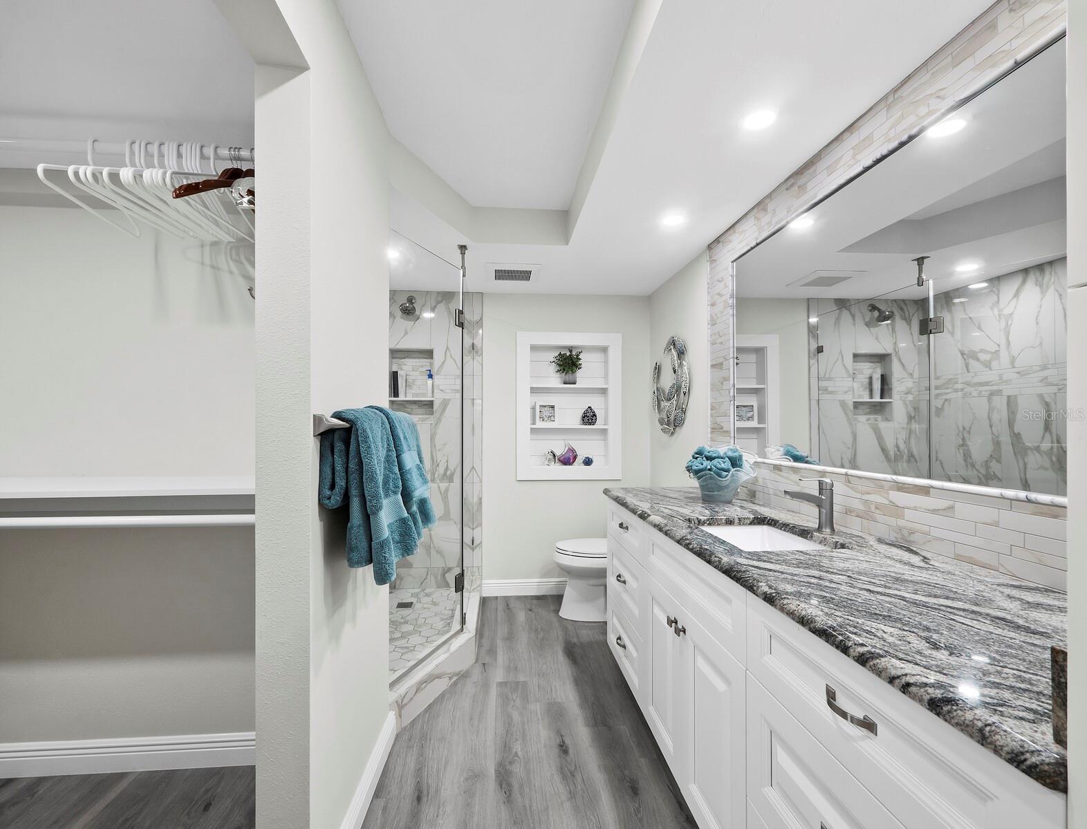 5780 MIDNIGHT PASS RD #609, SARASOTA, FL, 34242