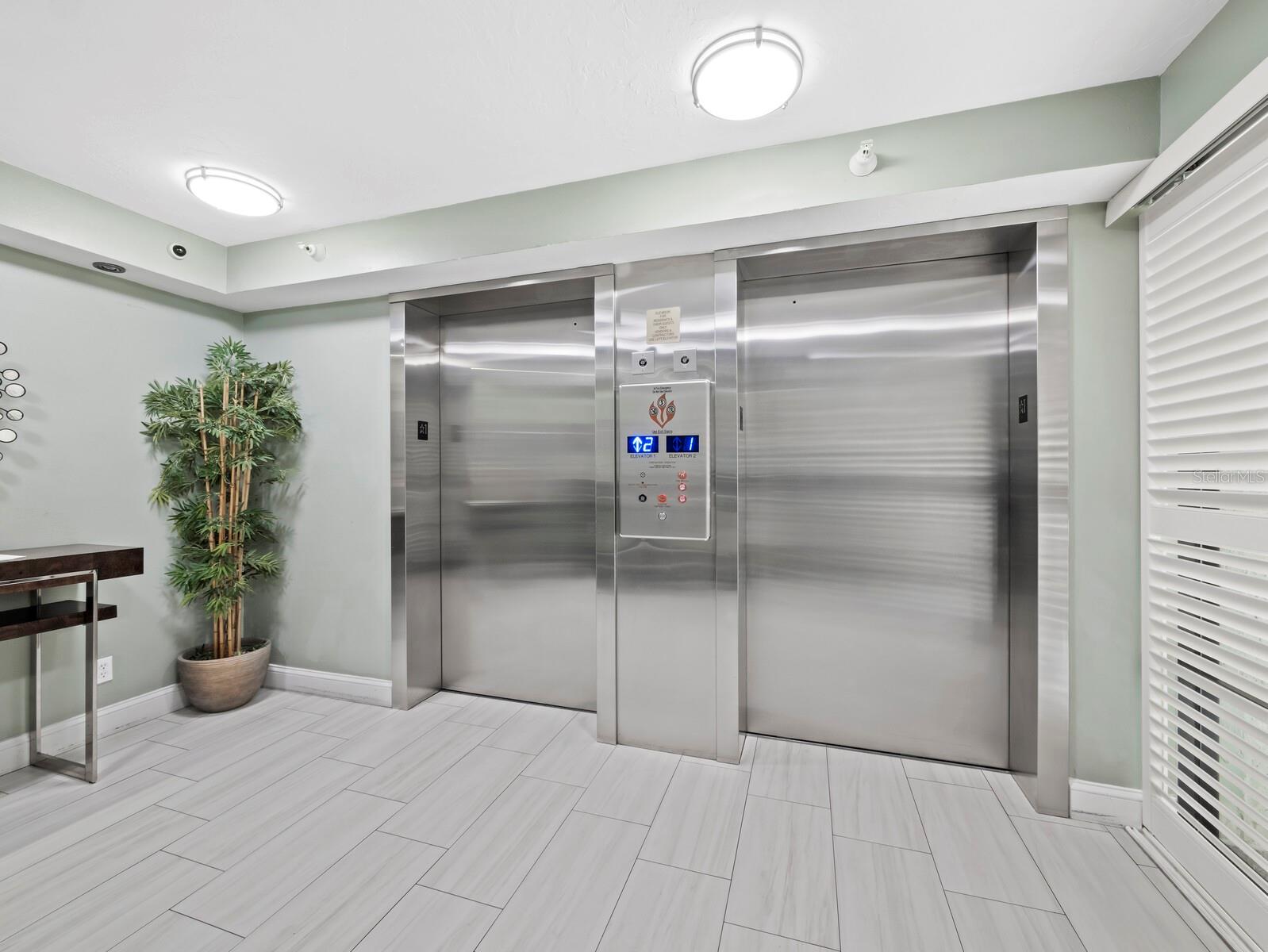 5780 MIDNIGHT PASS RD #609, SARASOTA, FL, 34242