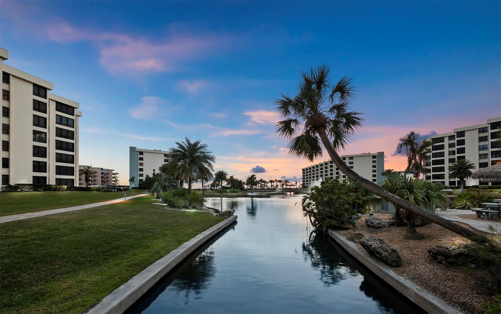 5780 MIDNIGHT PASS RD #609, SARASOTA, FL, 34242