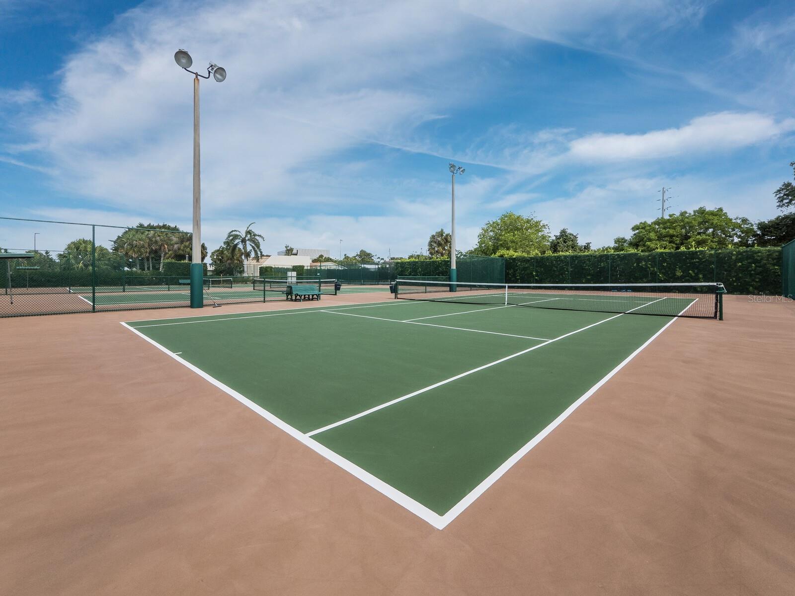 5780 MIDNIGHT PASS RD #609, SARASOTA, FL, 34242