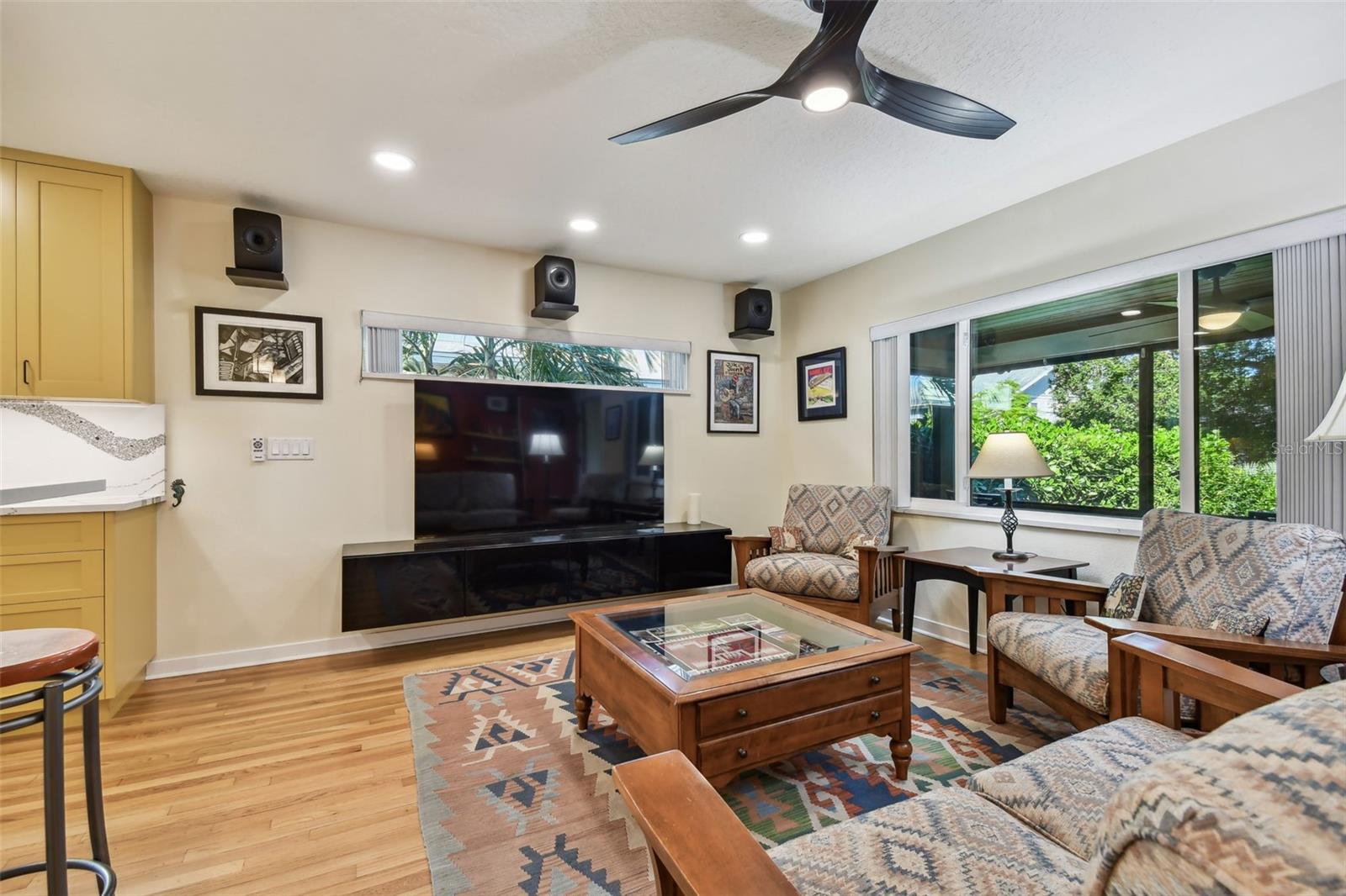 830 23RD AVE N, ST PETERSBURG, FL, 33704