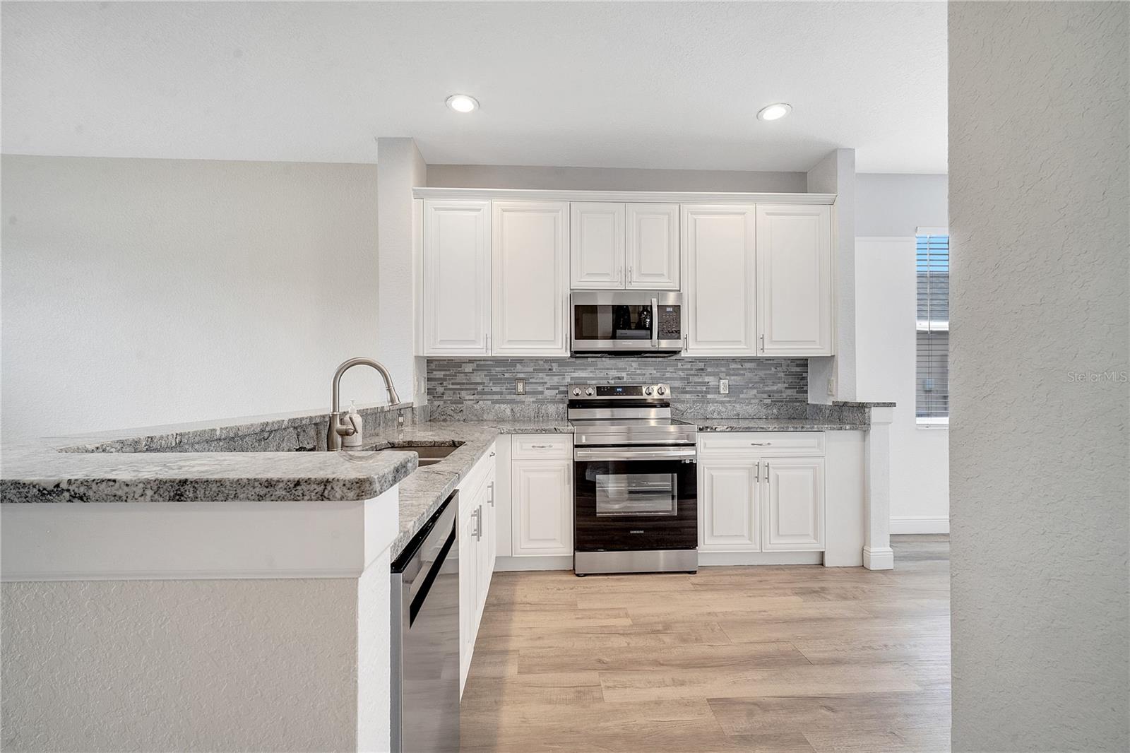 3555 MAPLE RIDGE LOOP, KISSIMMEE, FL, 34741