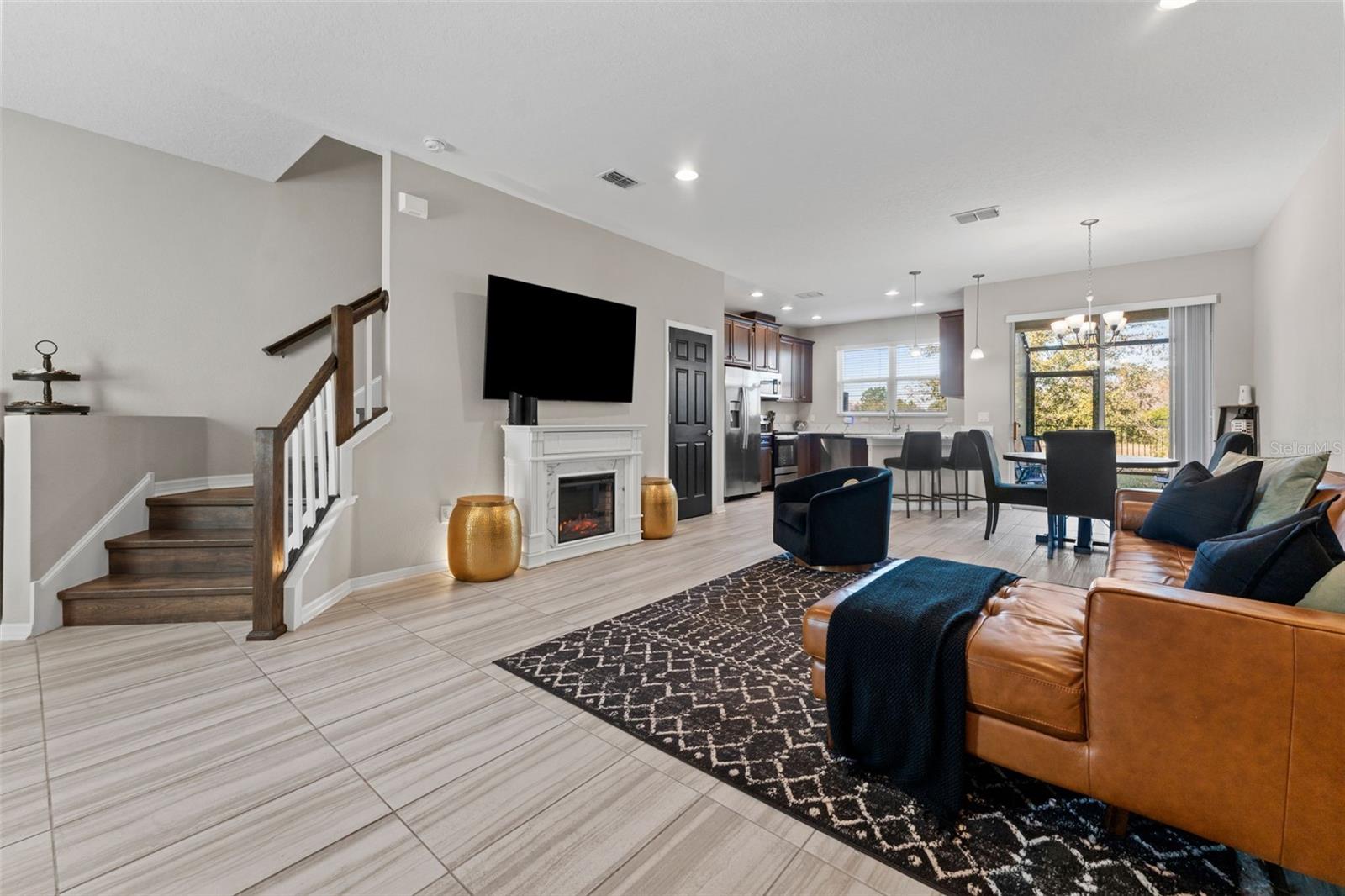 29913 SOUTHWELL LN, WESLEY CHAPEL, FL, 33543