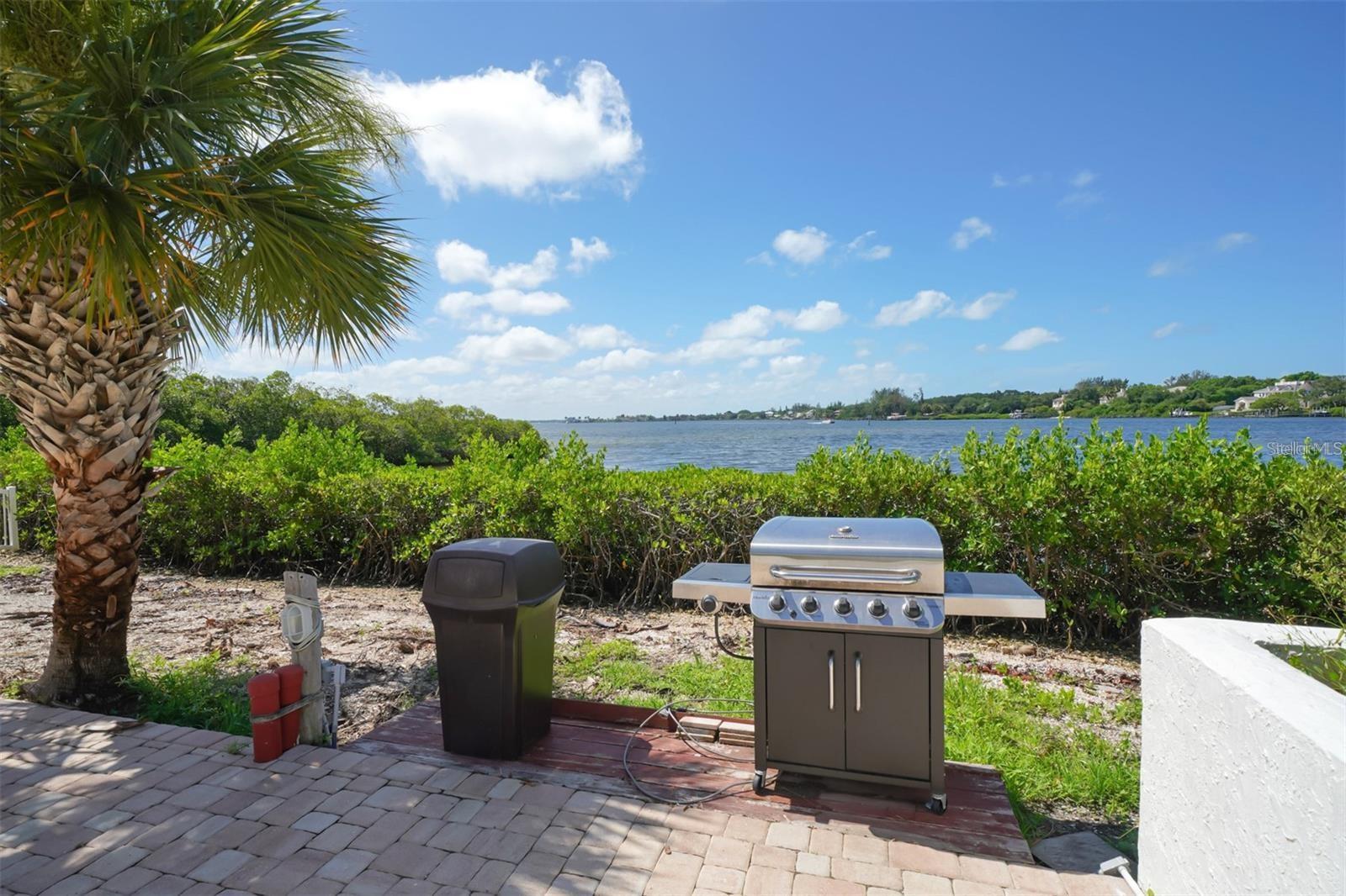 1640 STICKNEY POINT RD #202, SARASOTA, FL, 34231