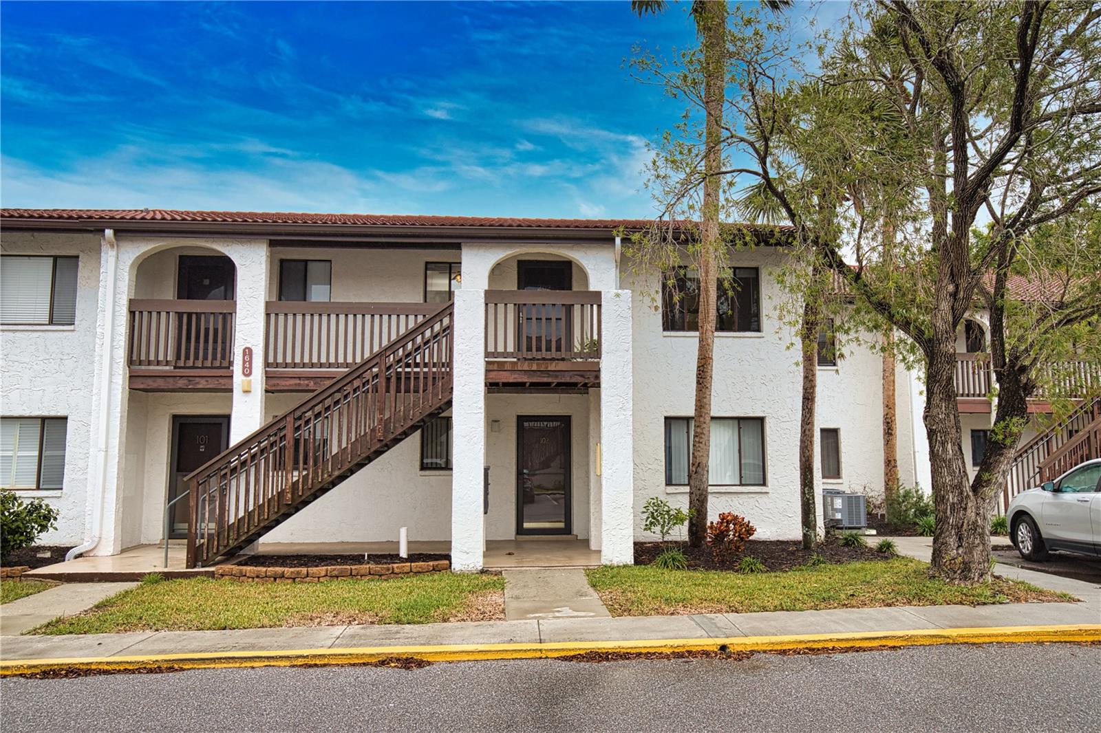 1640 STICKNEY POINT RD #202, SARASOTA, FL, 34231