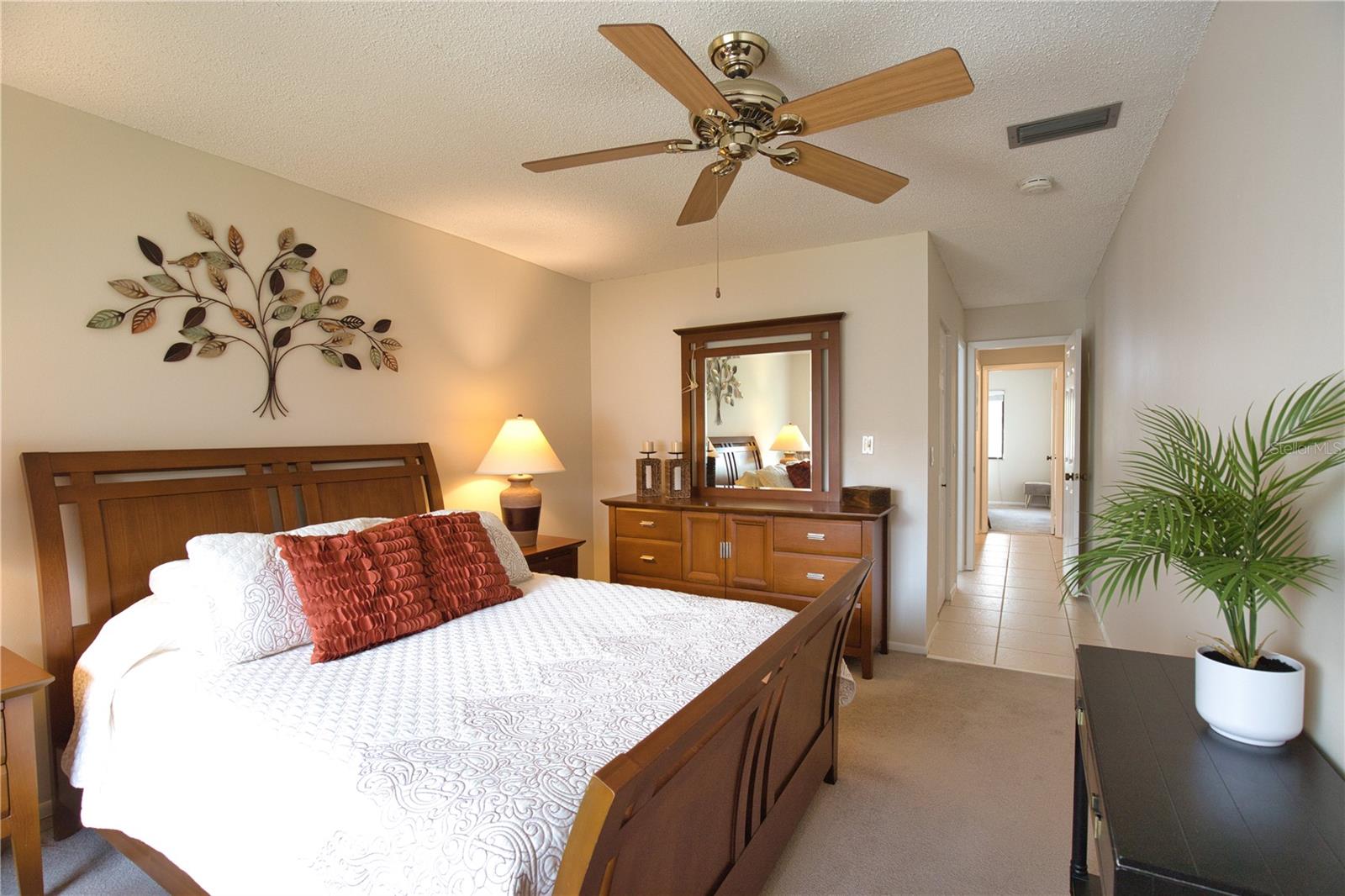 1640 STICKNEY POINT RD #202, SARASOTA, FL, 34231