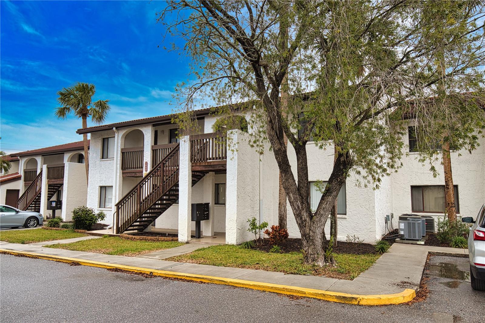1640 STICKNEY POINT RD #202, SARASOTA, FL, 34231