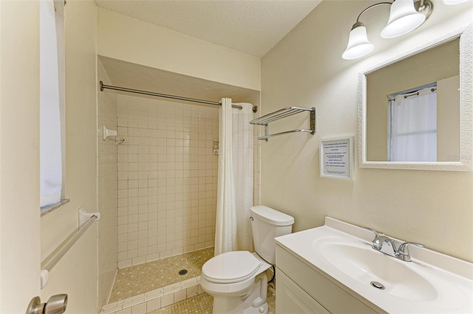 401 SHORE RD, NOKOMIS, FL, 34275
