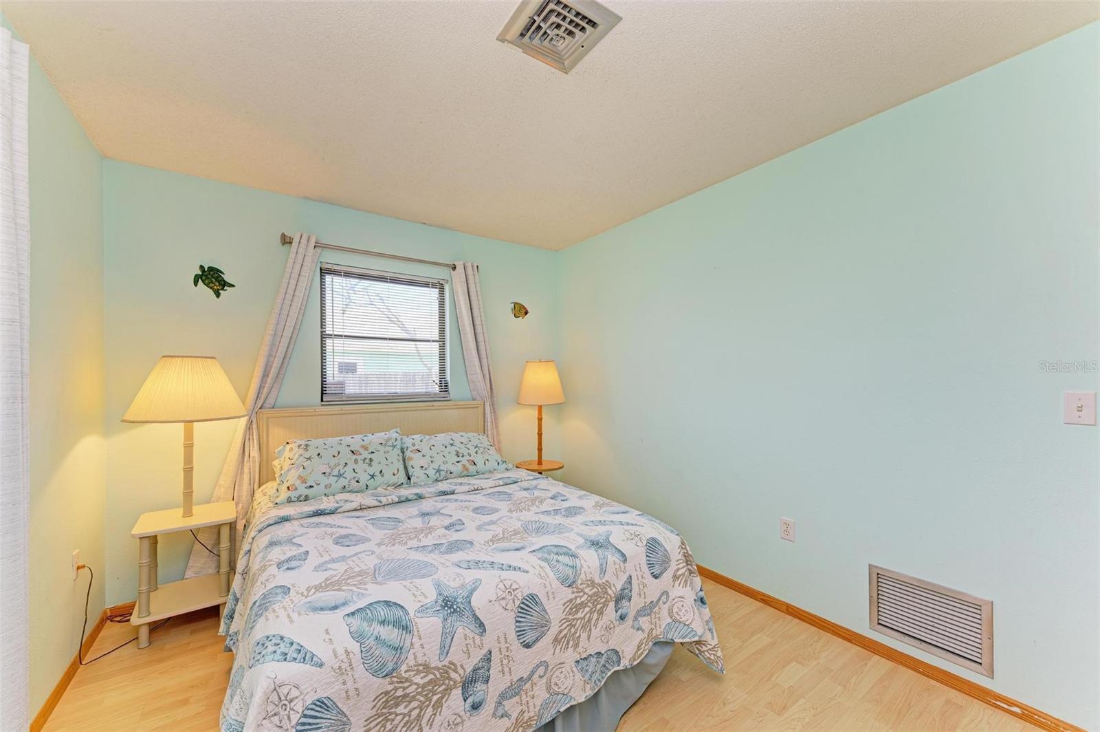 401 SHORE RD, NOKOMIS, FL, 34275