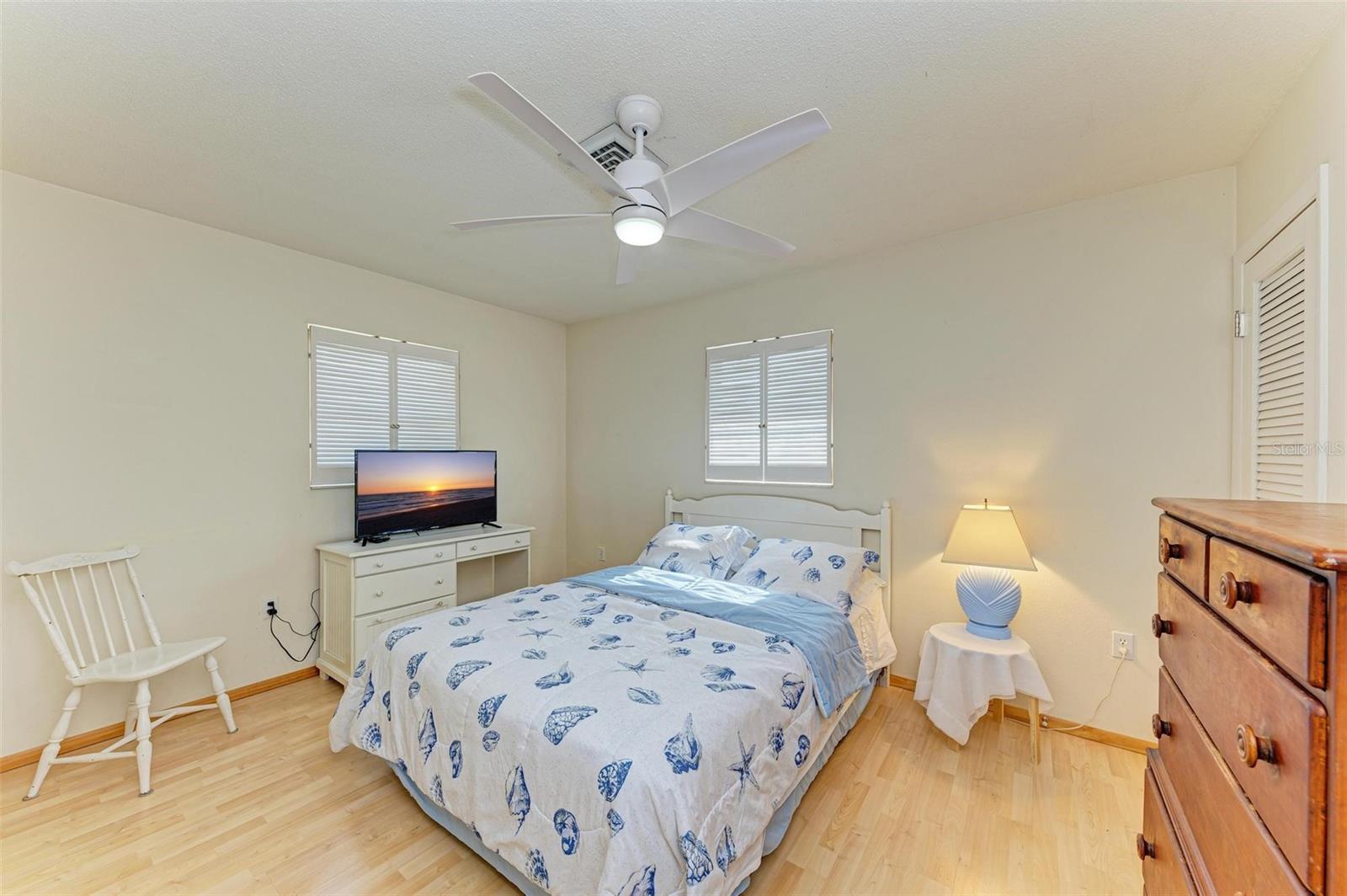 401 SHORE RD, NOKOMIS, FL, 34275