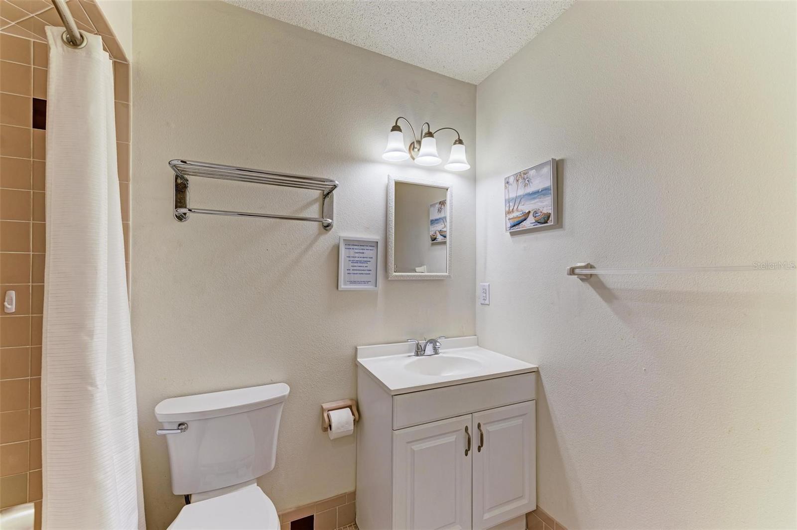 401 SHORE RD, NOKOMIS, FL, 34275