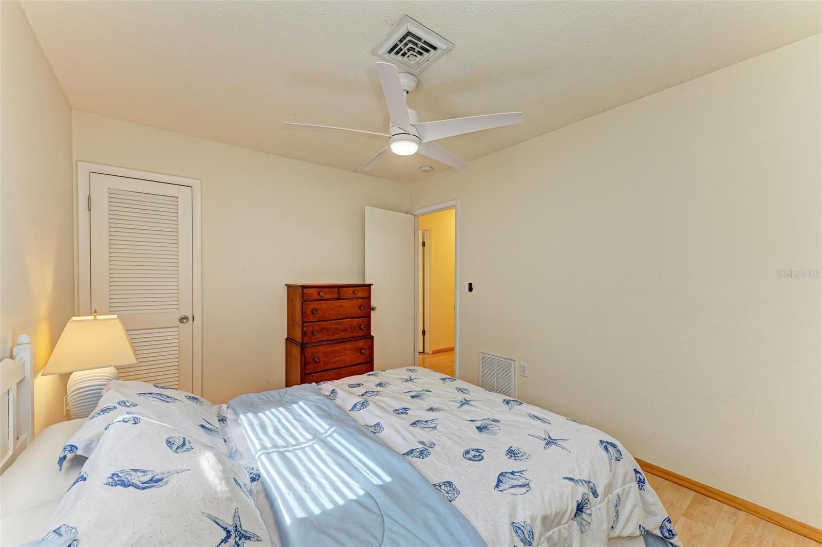 401 SHORE RD, NOKOMIS, FL, 34275
