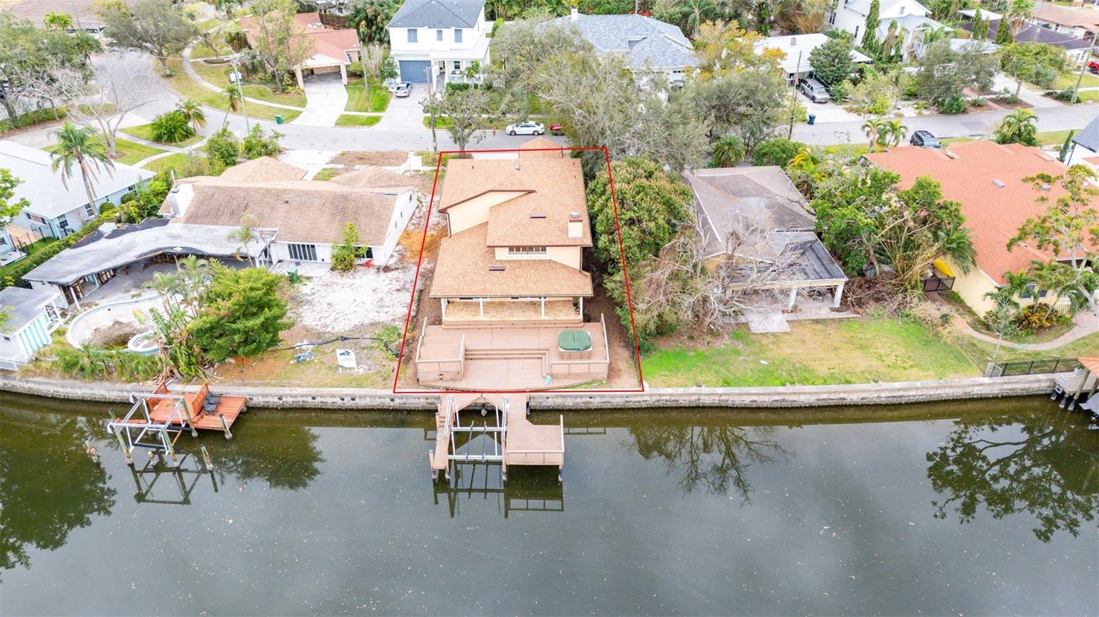 513 SUWANEE CIR, TAMPA, FL, 33606