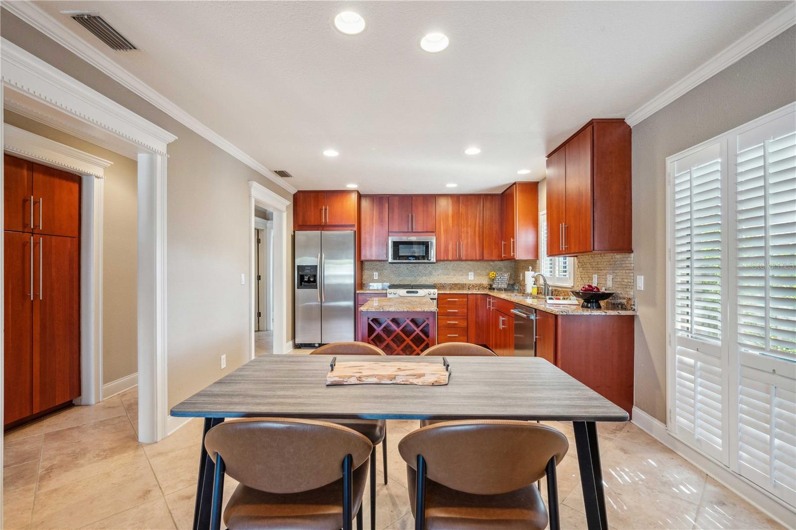 513 SUWANEE CIR, TAMPA, FL, 33606