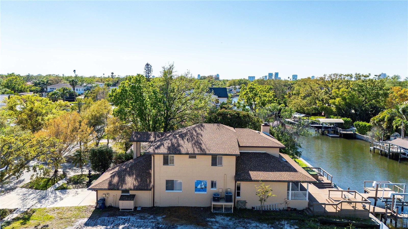 513 SUWANEE CIR, TAMPA, FL, 33606