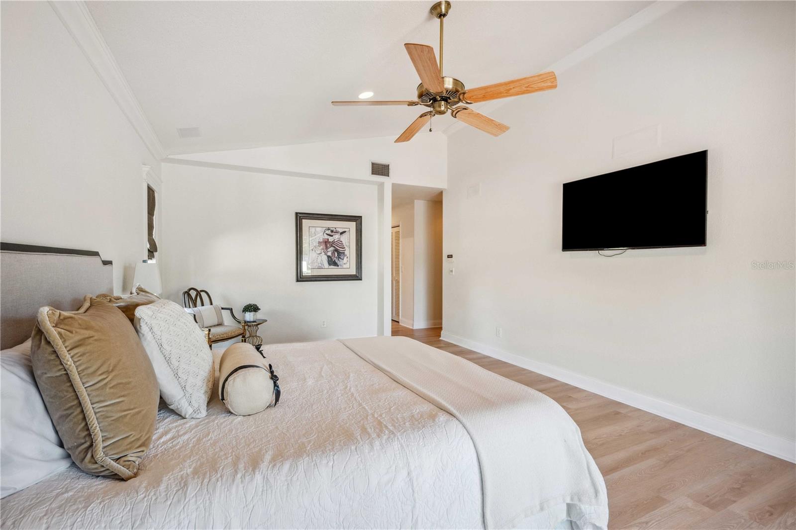 513 SUWANEE CIR, TAMPA, FL, 33606