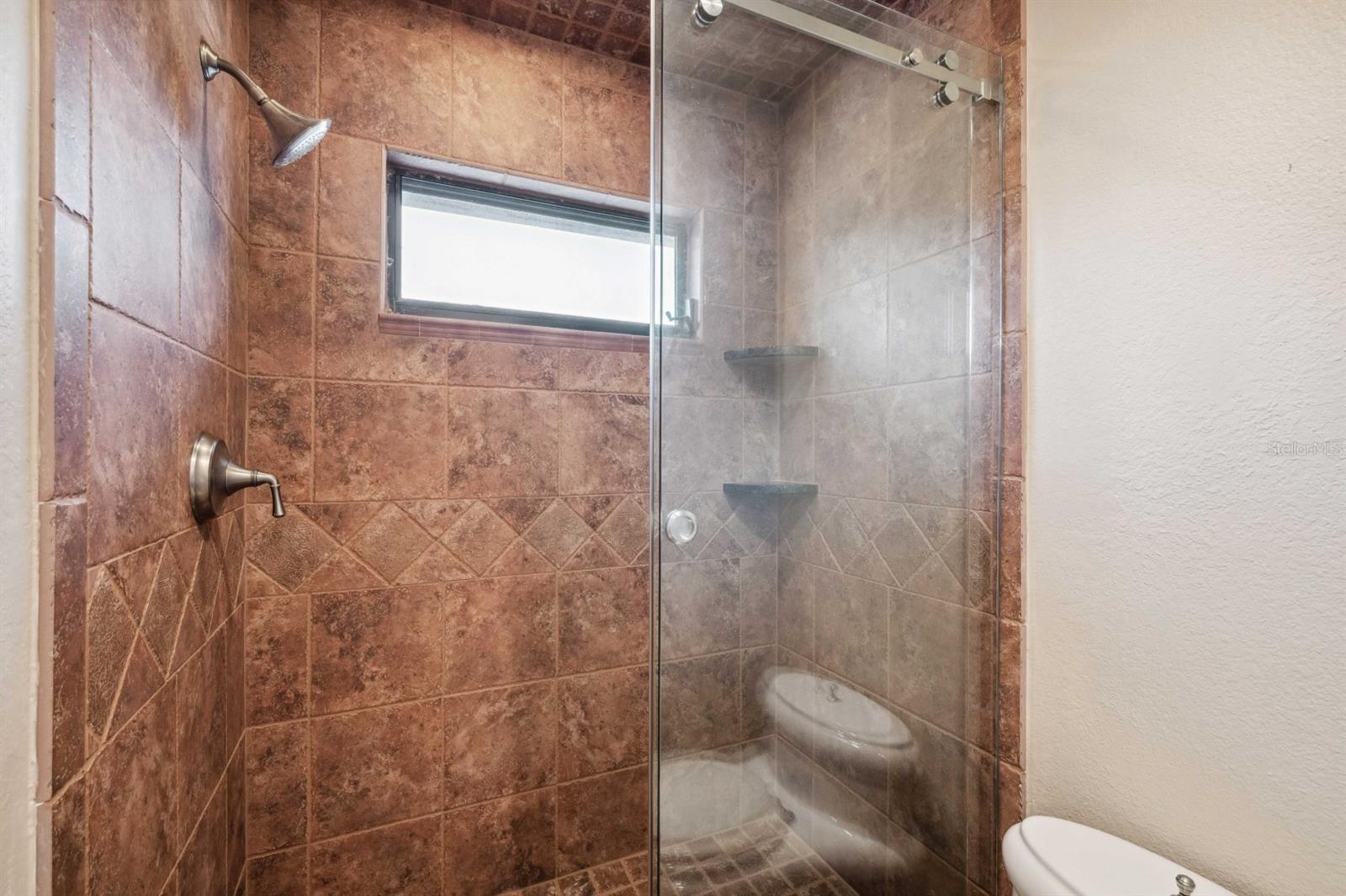 513 SUWANEE CIR, TAMPA, FL, 33606