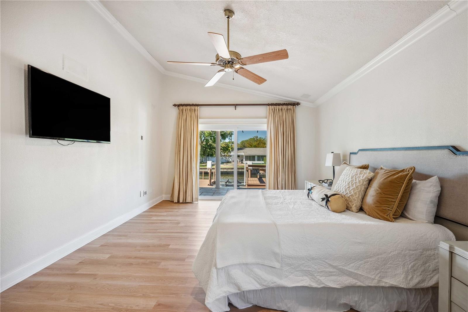 513 SUWANEE CIR, TAMPA, FL, 33606