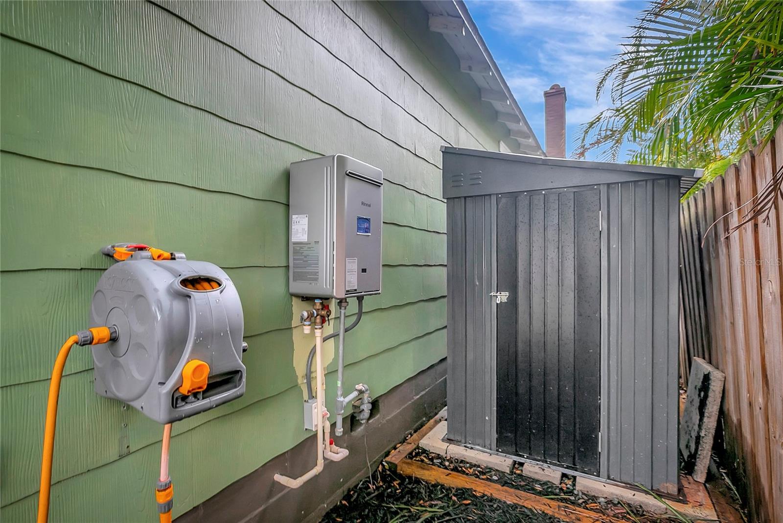 2715 14TH AVE N, ST PETERSBURG, FL, 33713