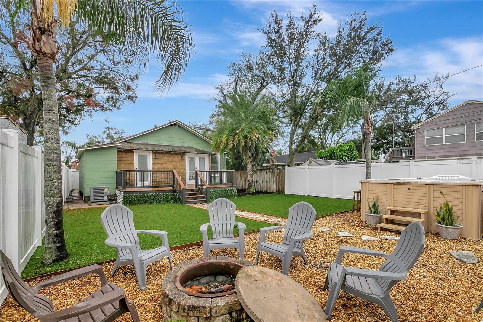 2715 14TH AVE N, ST PETERSBURG, FL, 33713