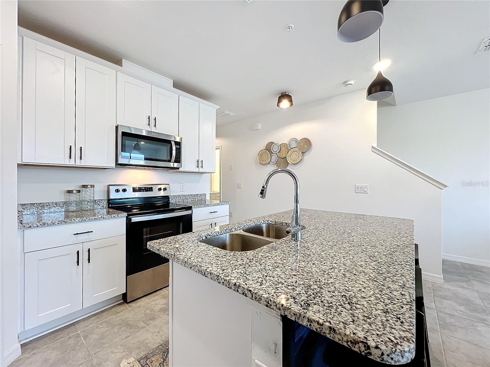 2038 CRAPE JASMINE LN, ORLANDO, FL, 32824