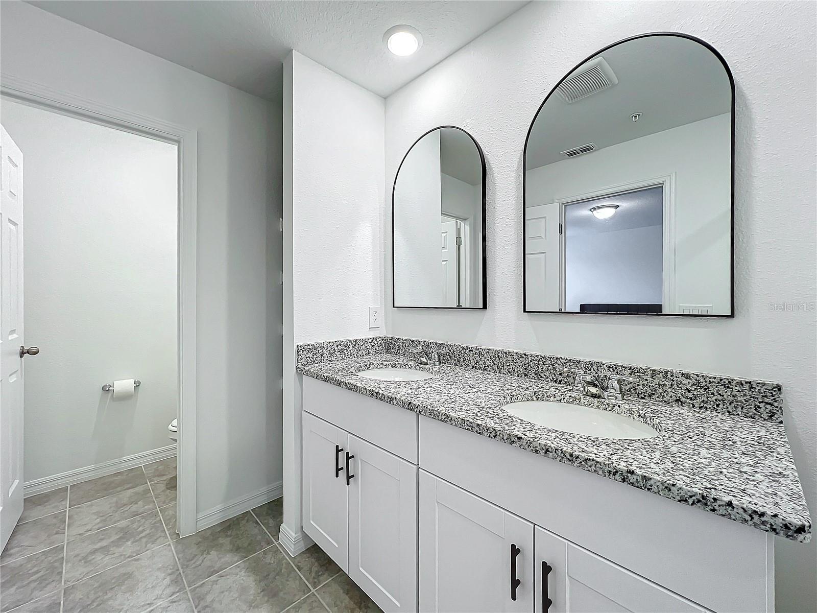2038 CRAPE JASMINE LN, ORLANDO, FL, 32824