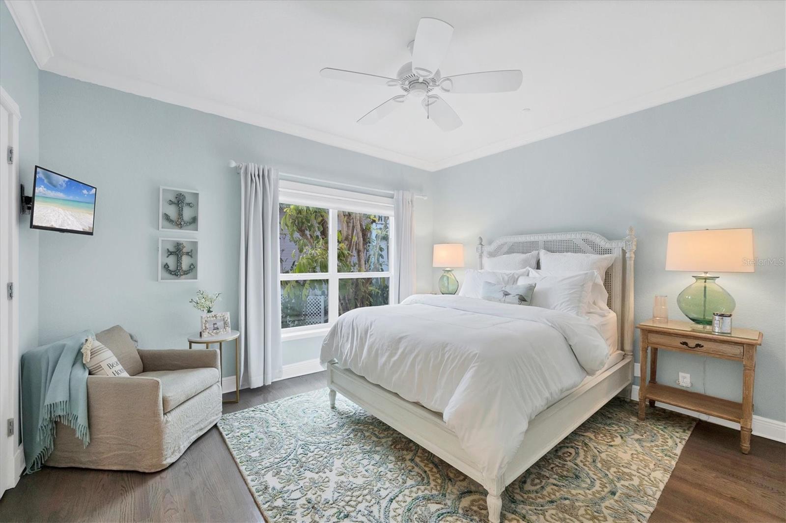 704 S HARBOR DR, BOCA GRANDE, FL, 33921