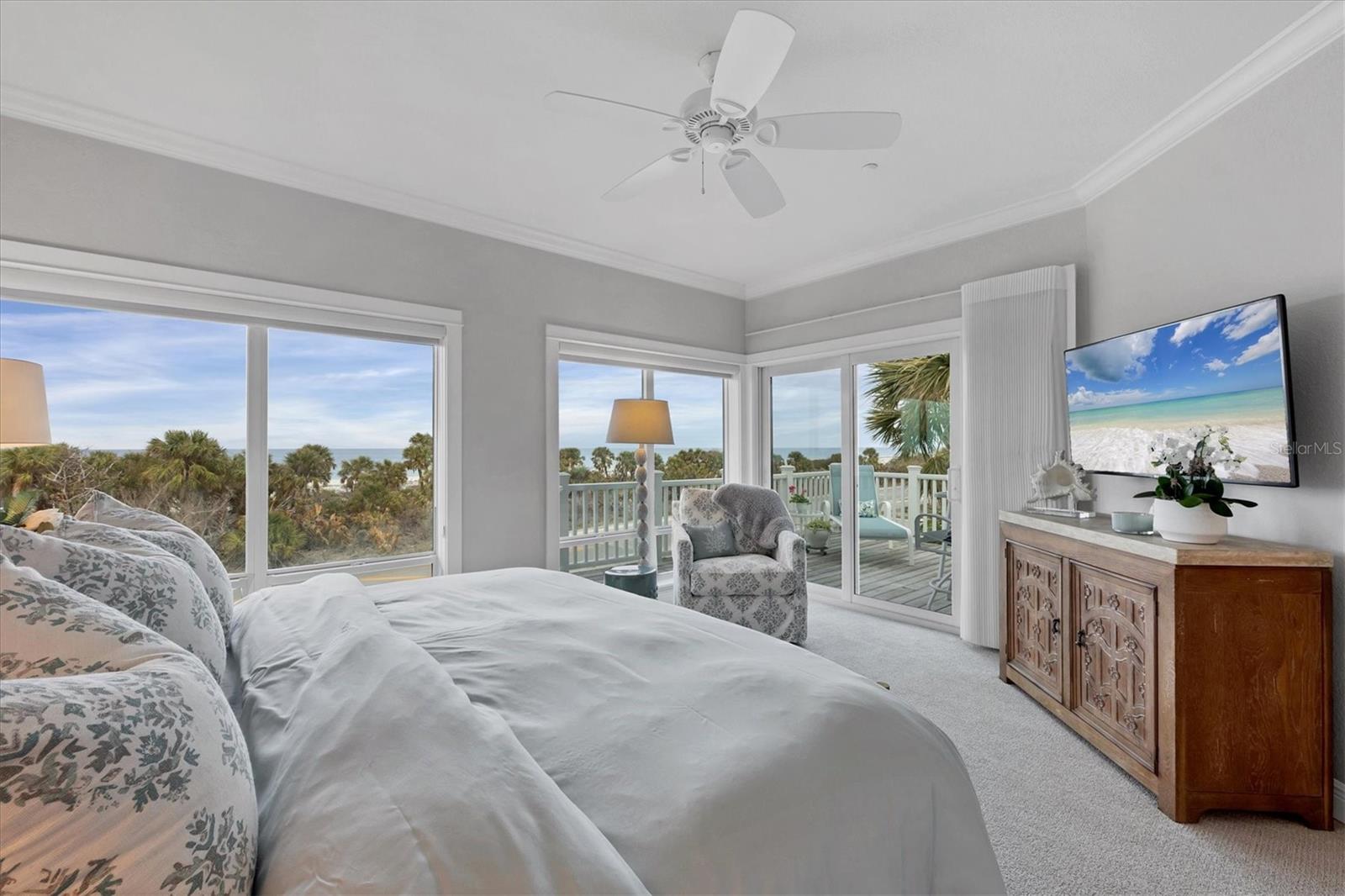 704 S HARBOR DR, BOCA GRANDE, FL, 33921
