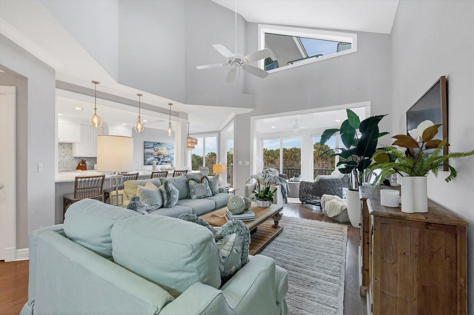 704 S HARBOR DR, BOCA GRANDE, FL, 33921