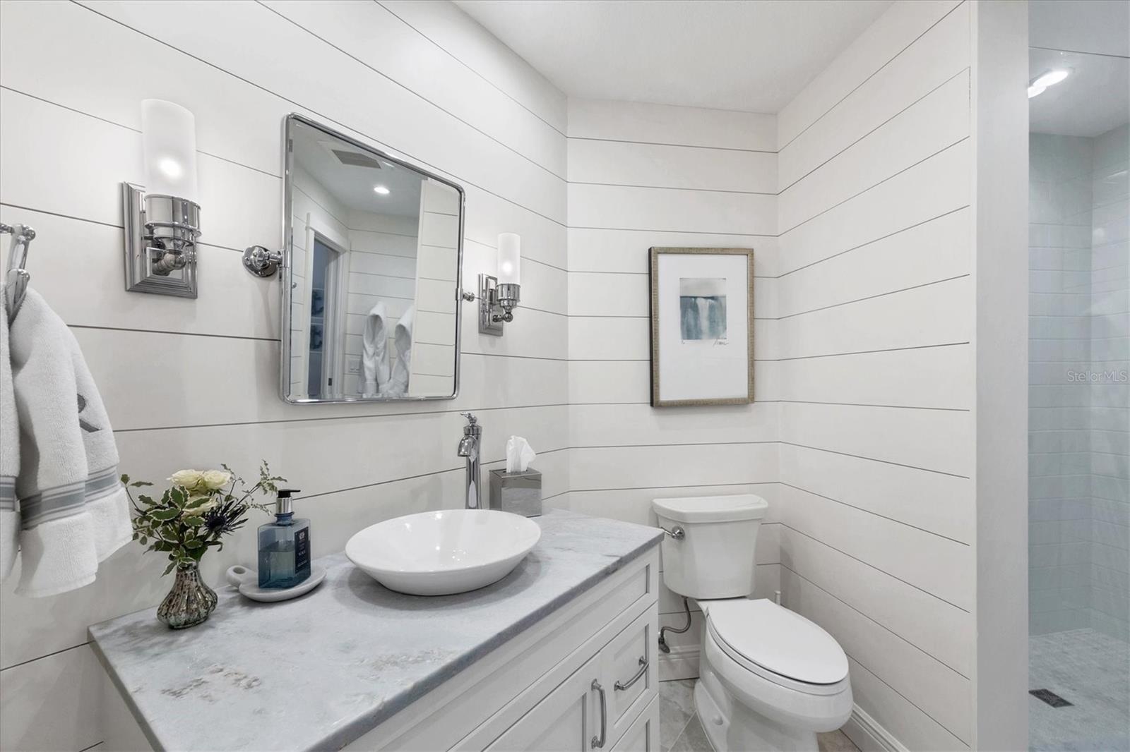 704 S HARBOR DR, BOCA GRANDE, FL, 33921