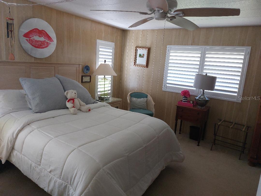 332 COLONIAL BLVD, PALM HARBOR, FL, 34684