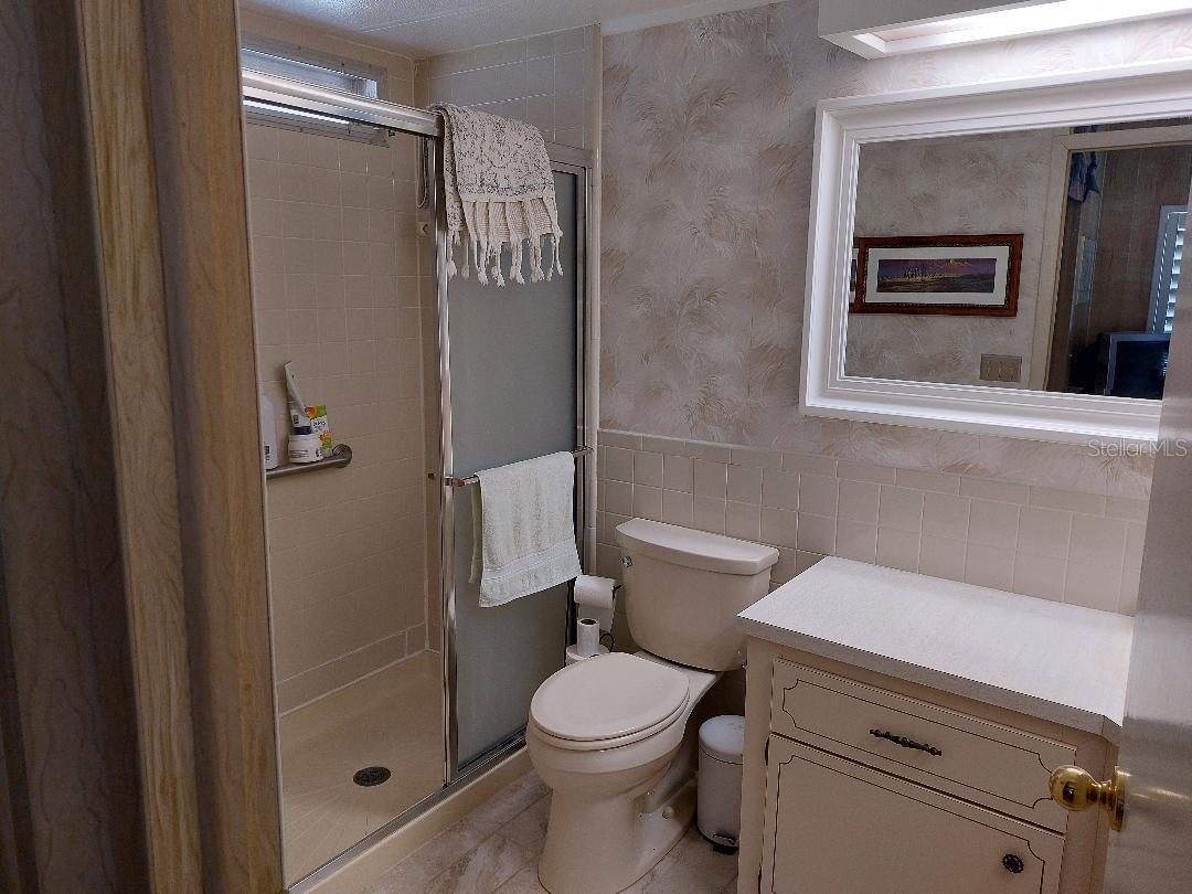 332 COLONIAL BLVD, PALM HARBOR, FL, 34684