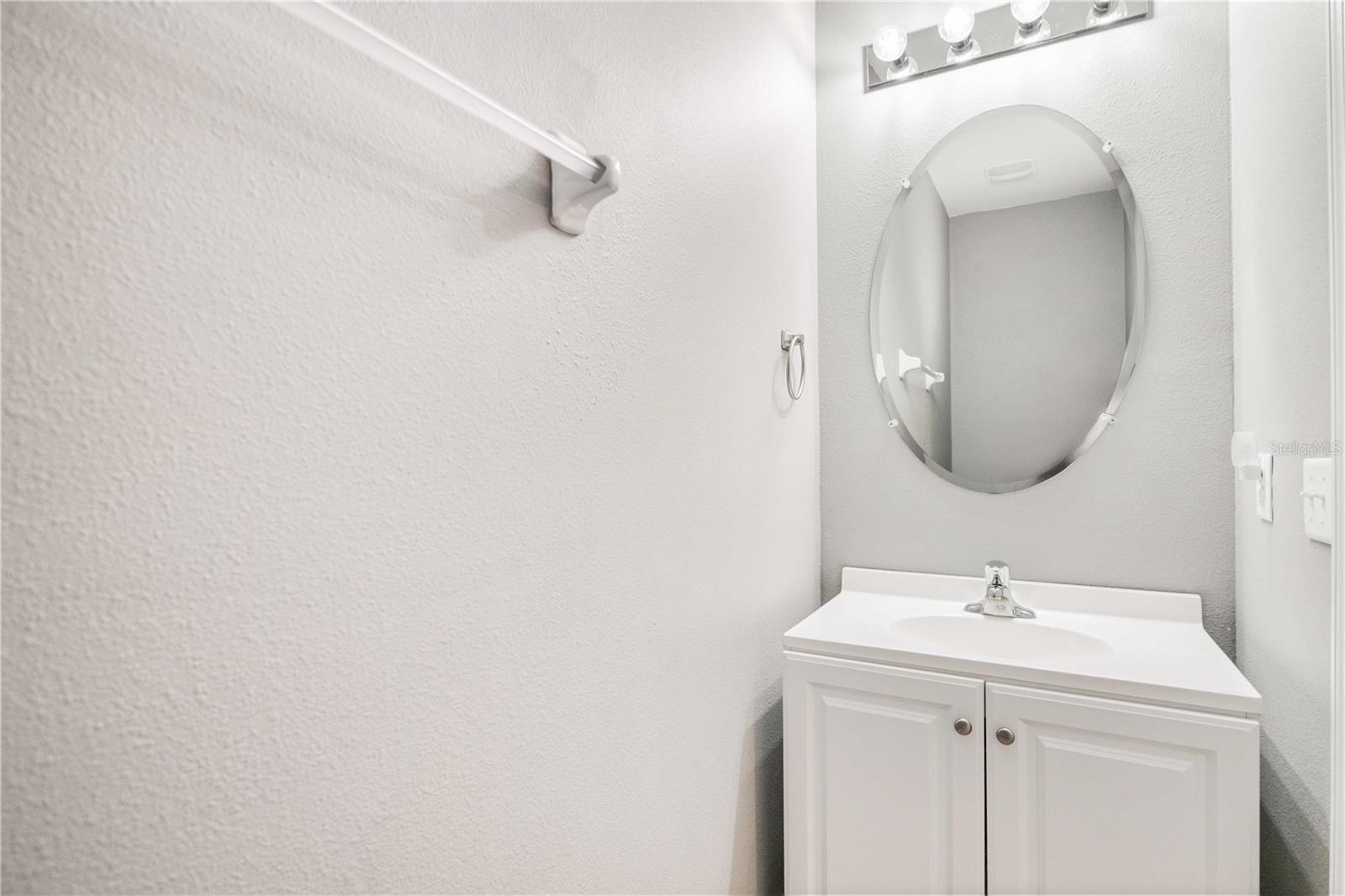 10210 MANGROVE WELL RD, SUN CITY CENTER, FL, 33573