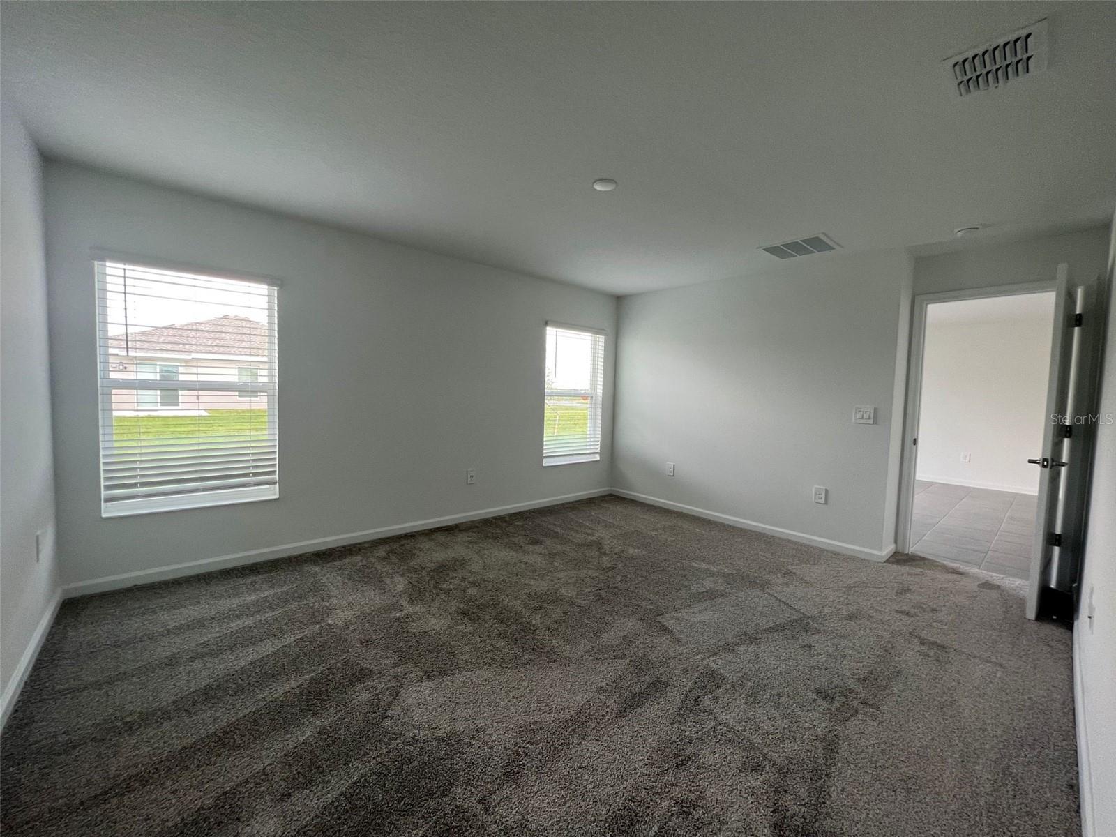 1811 ROSS HAMMOCK AVE, GROVELAND, FL, 34736