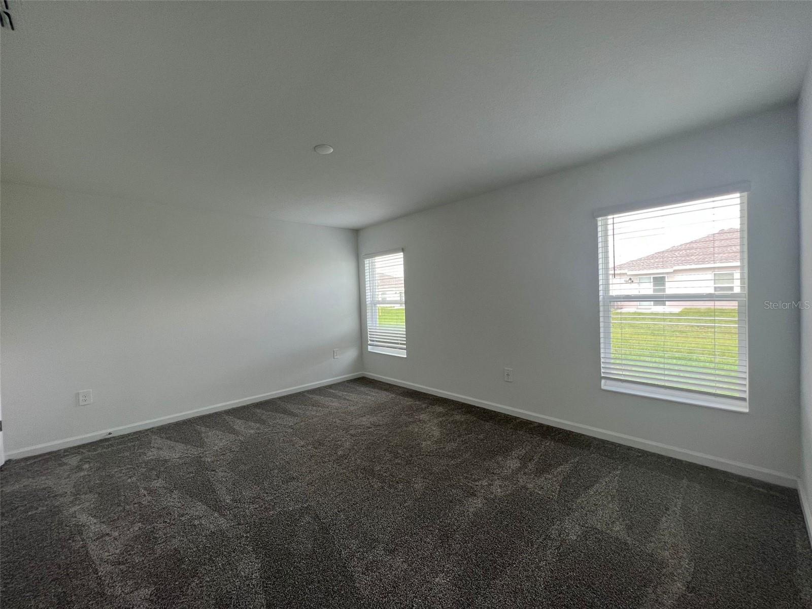 1811 ROSS HAMMOCK AVE, GROVELAND, FL, 34736