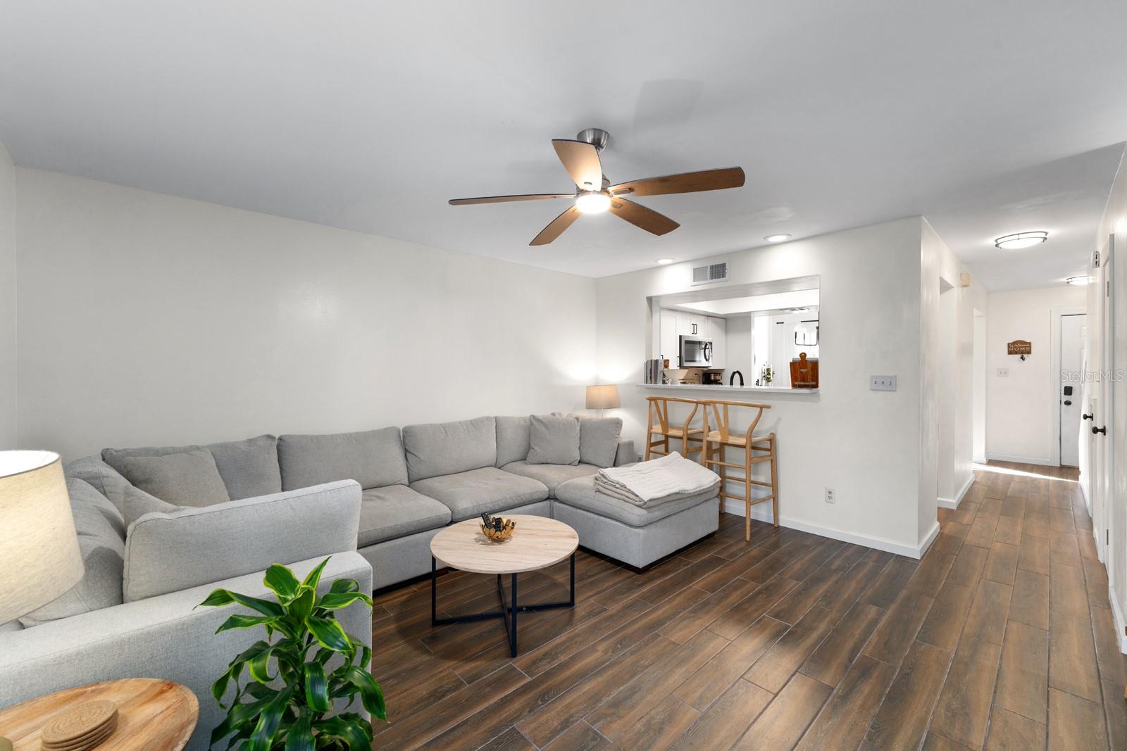 408 S ARRAWANA AVE #C4, TAMPA, FL, 33609