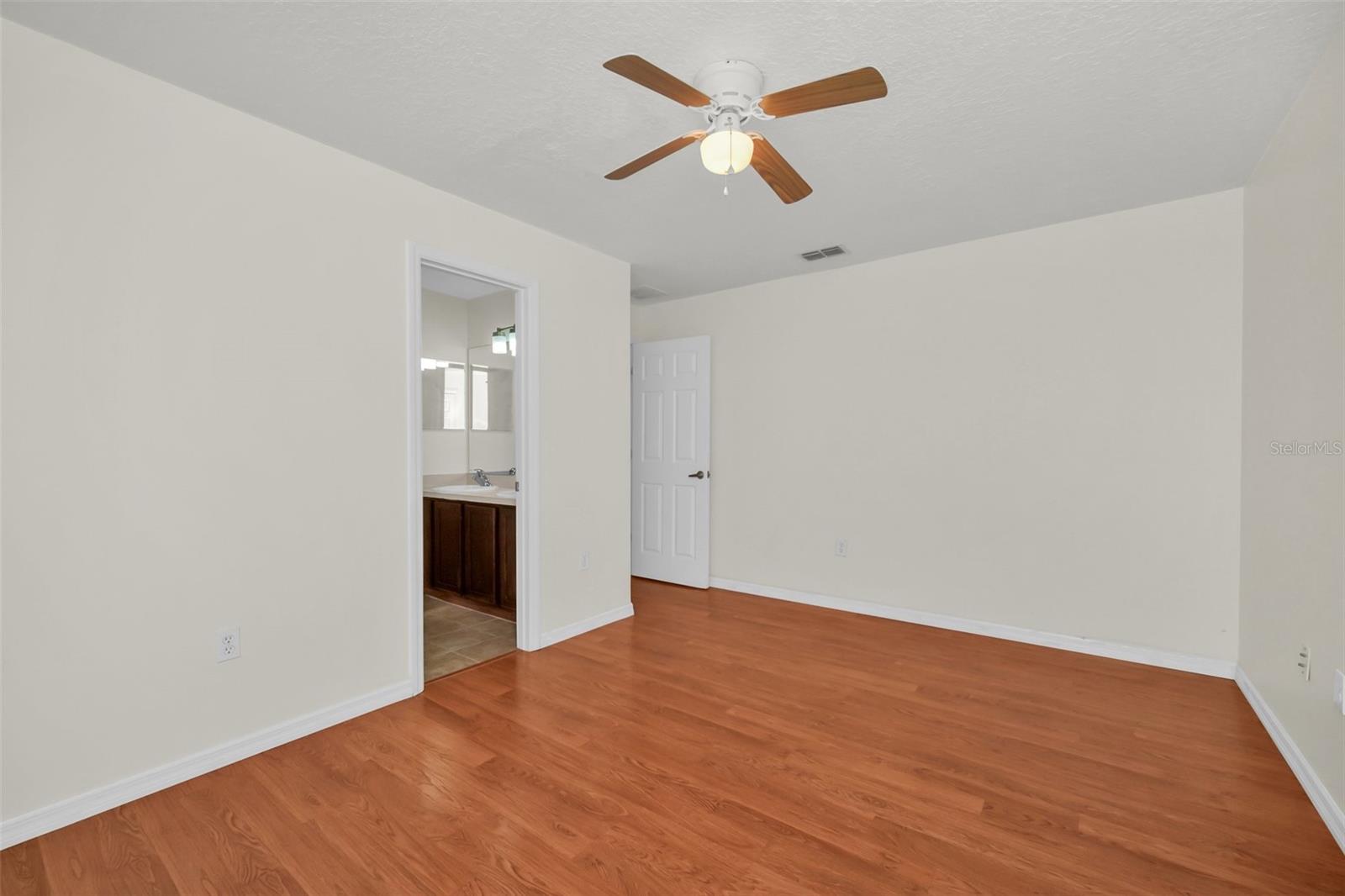 831 ALPINE CT, KISSIMMEE, FL, 34758