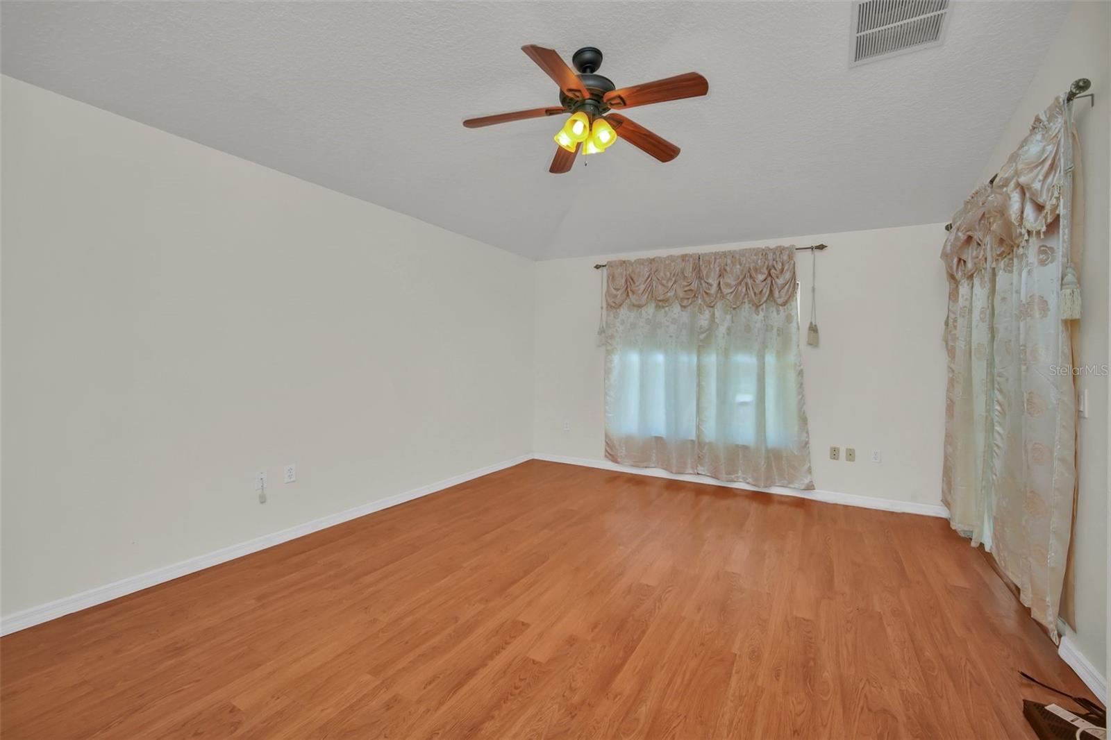 831 ALPINE CT, KISSIMMEE, FL, 34758