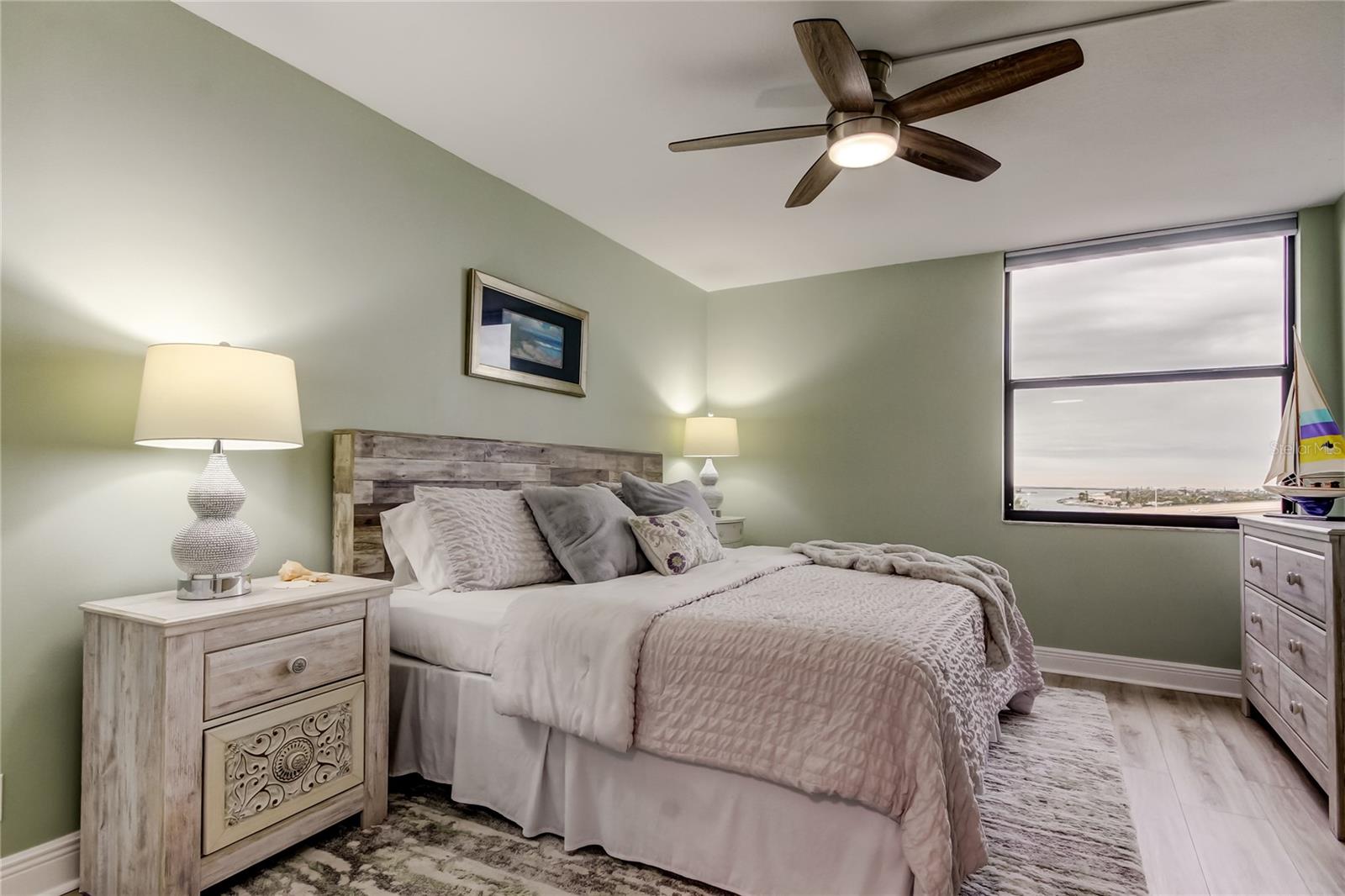 6265 SUN BLVD #906, ST PETERSBURG, FL, 33715