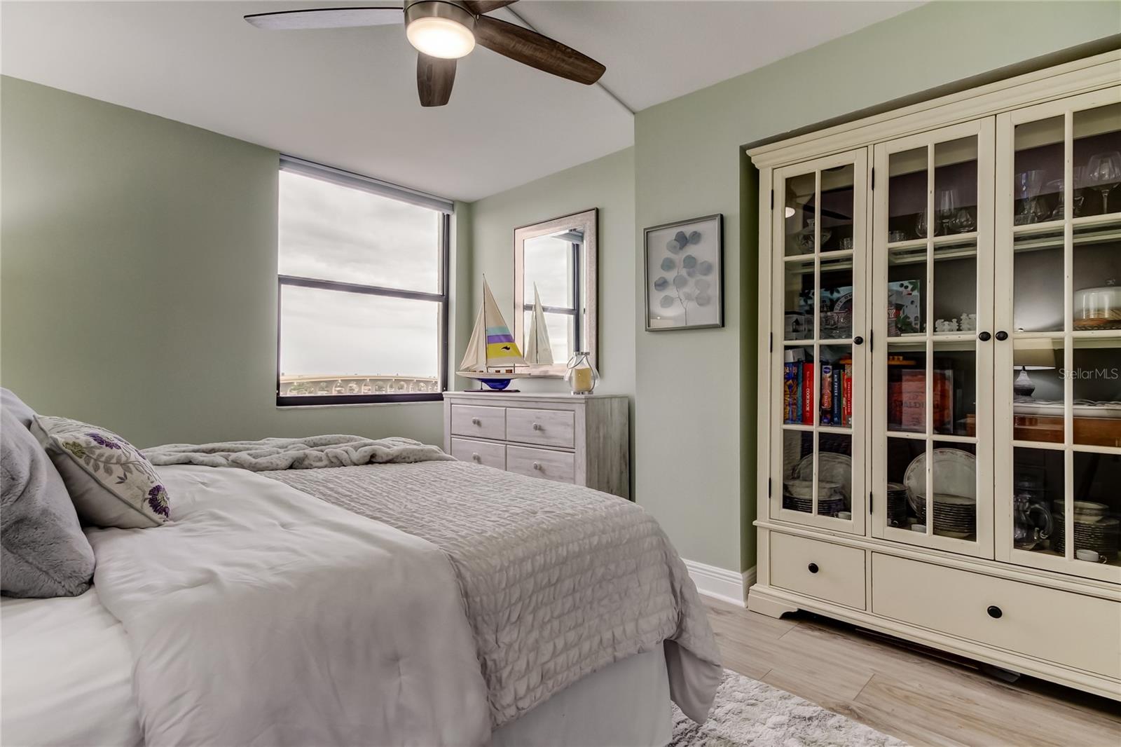6265 SUN BLVD #906, ST PETERSBURG, FL, 33715