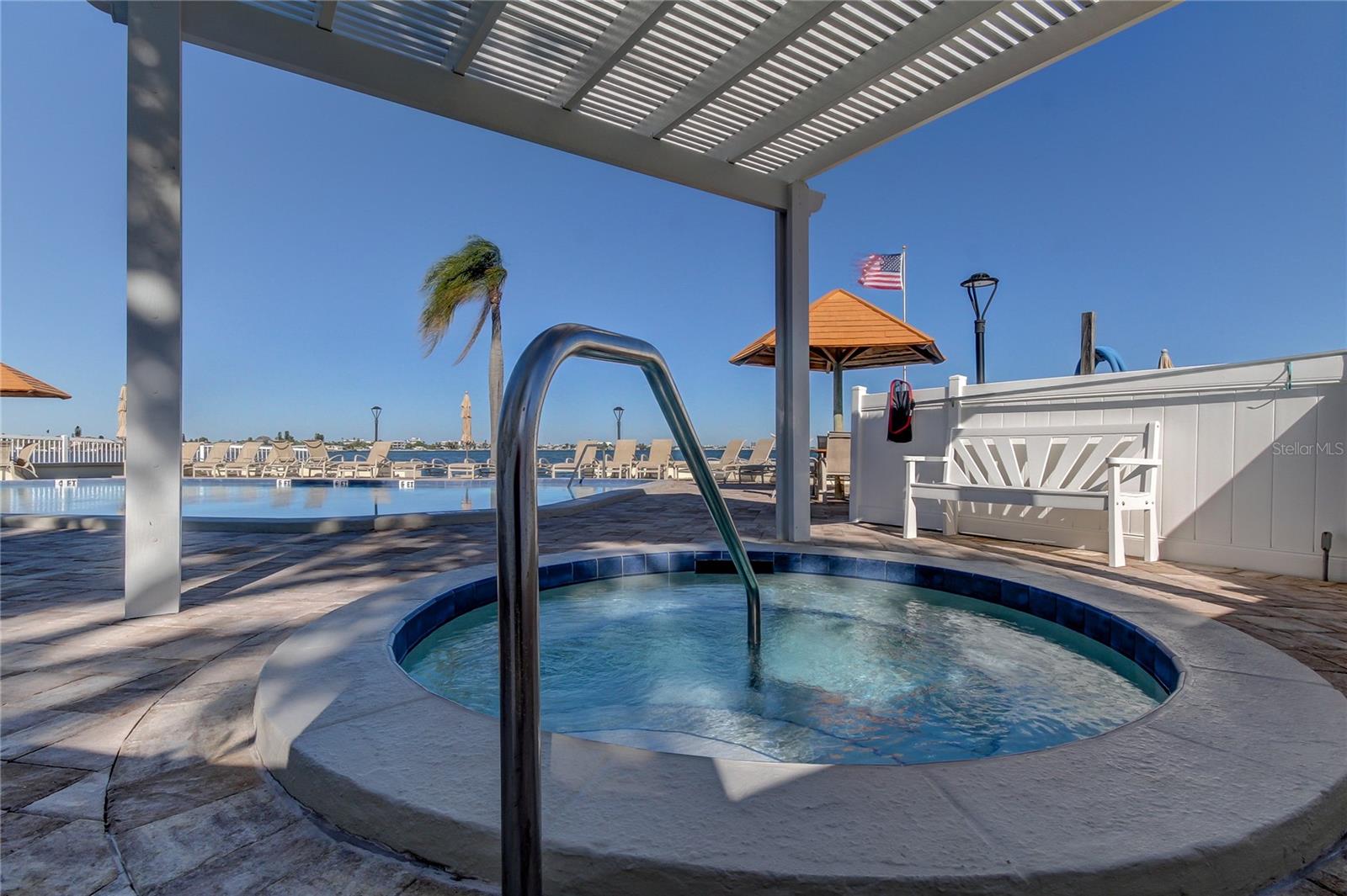 6265 SUN BLVD #906, ST PETERSBURG, FL, 33715