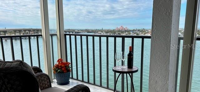 6265 SUN BLVD #906, ST PETERSBURG, FL, 33715
