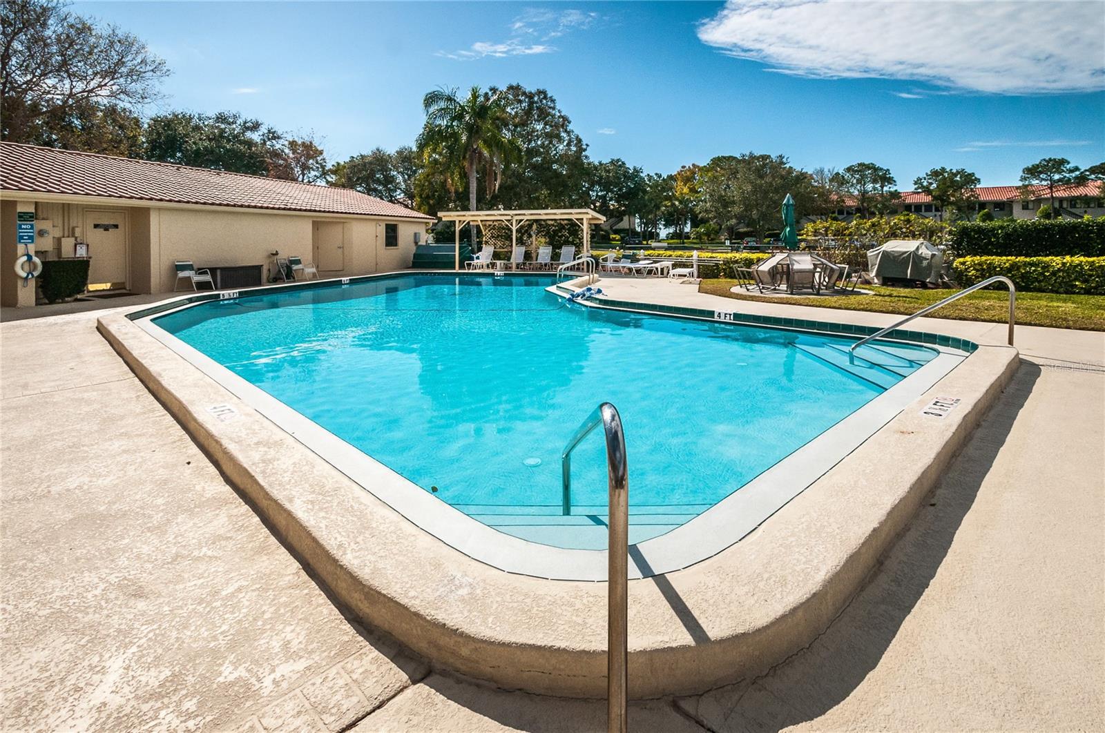 102 MARINER DR, TARPON SPRINGS, FL, 34689