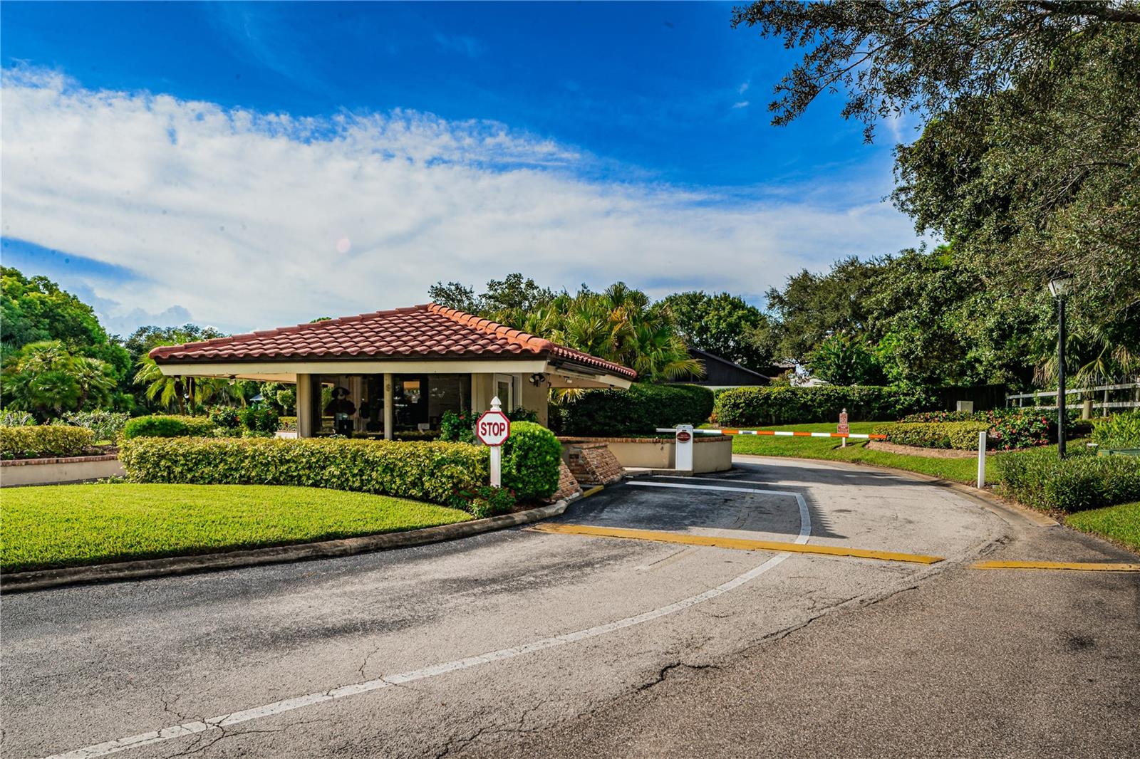 102 MARINER DR, TARPON SPRINGS, FL, 34689