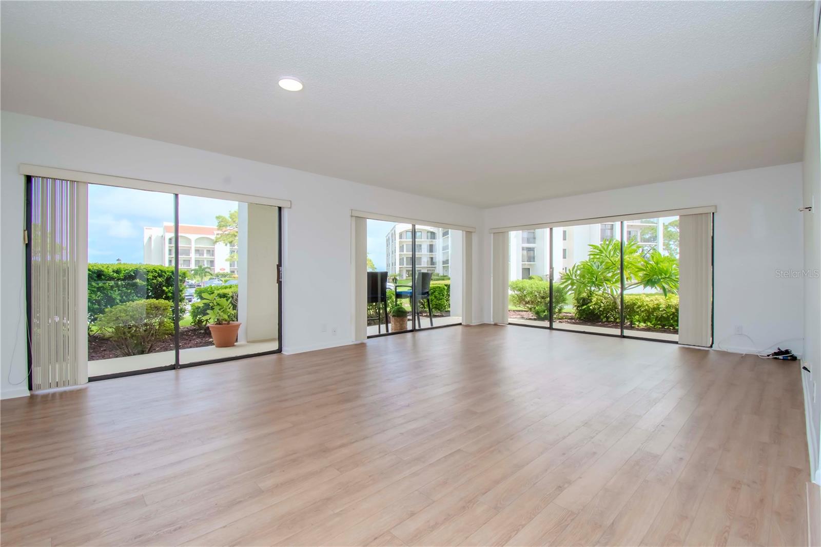 102 MARINER DR, TARPON SPRINGS, FL, 34689