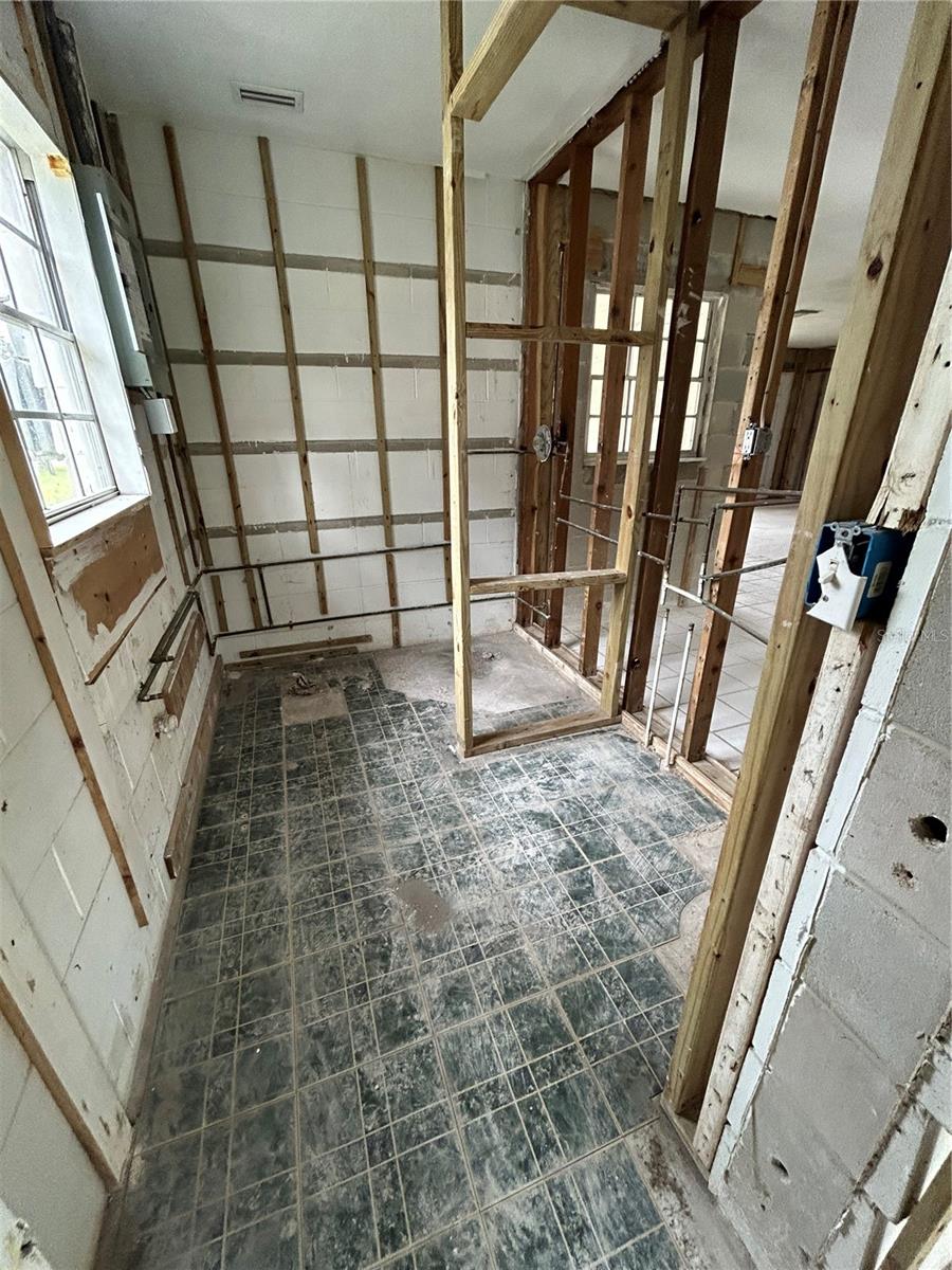 284 ORANGE CAMP RD, DELAND, FL, 32724