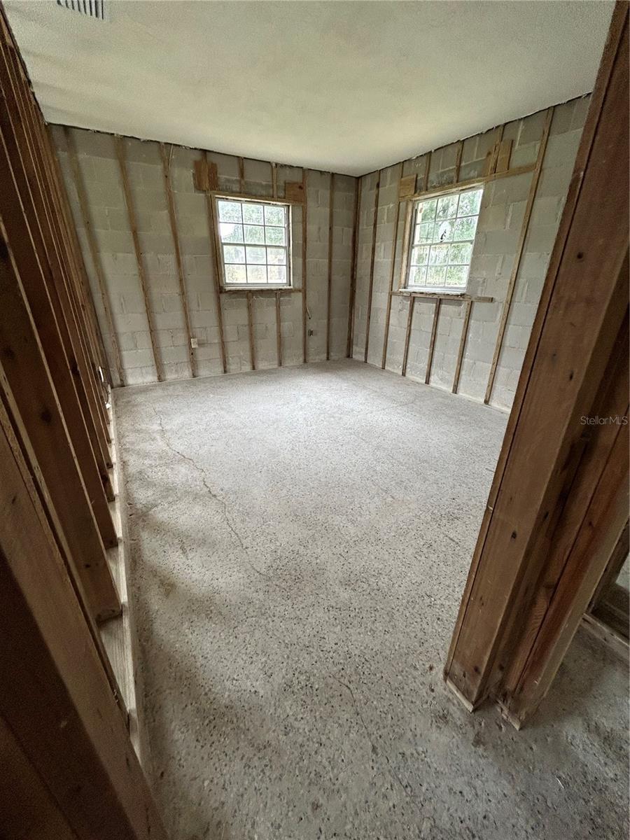 284 ORANGE CAMP RD, DELAND, FL, 32724