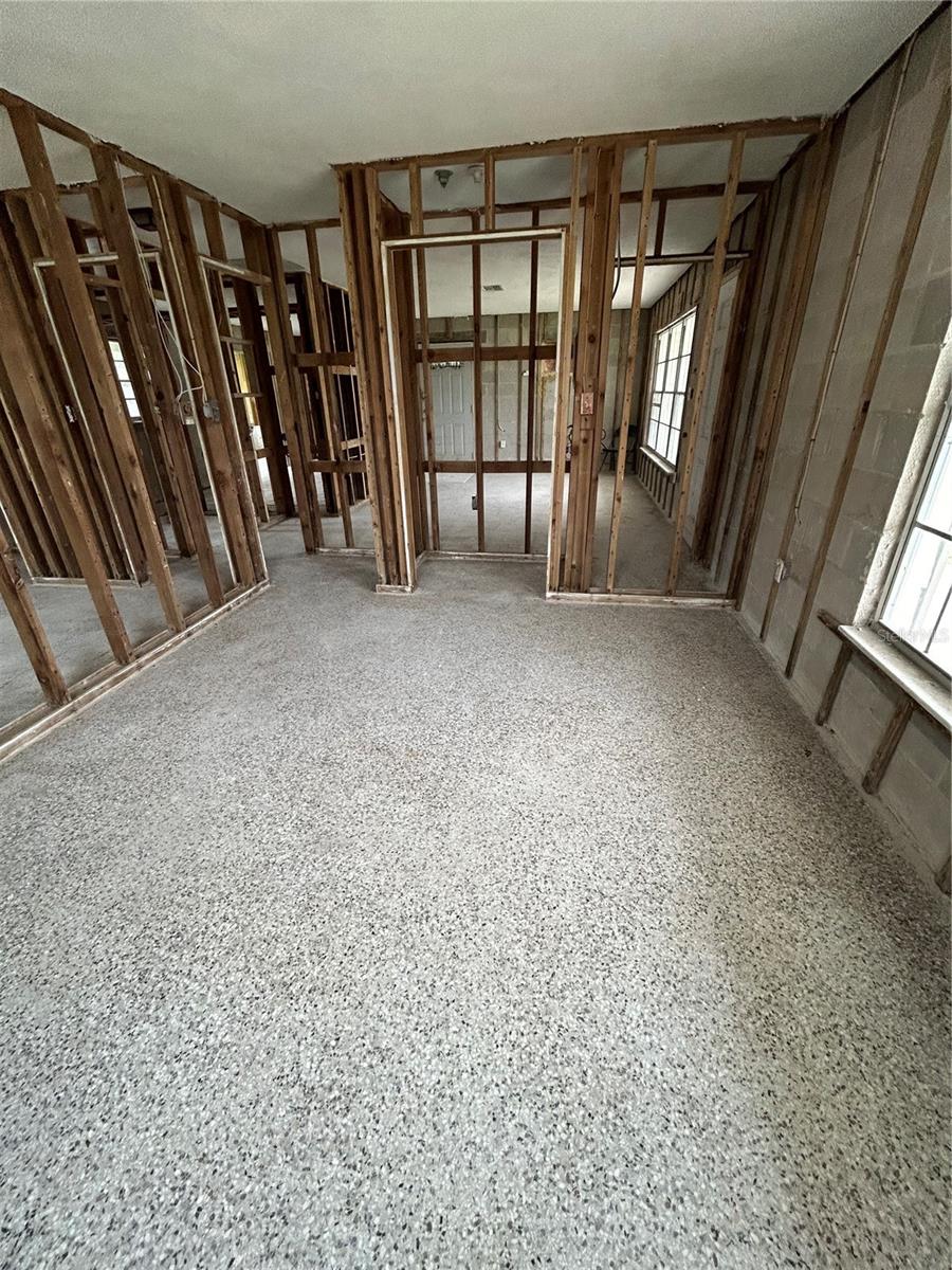 284 ORANGE CAMP RD, DELAND, FL, 32724